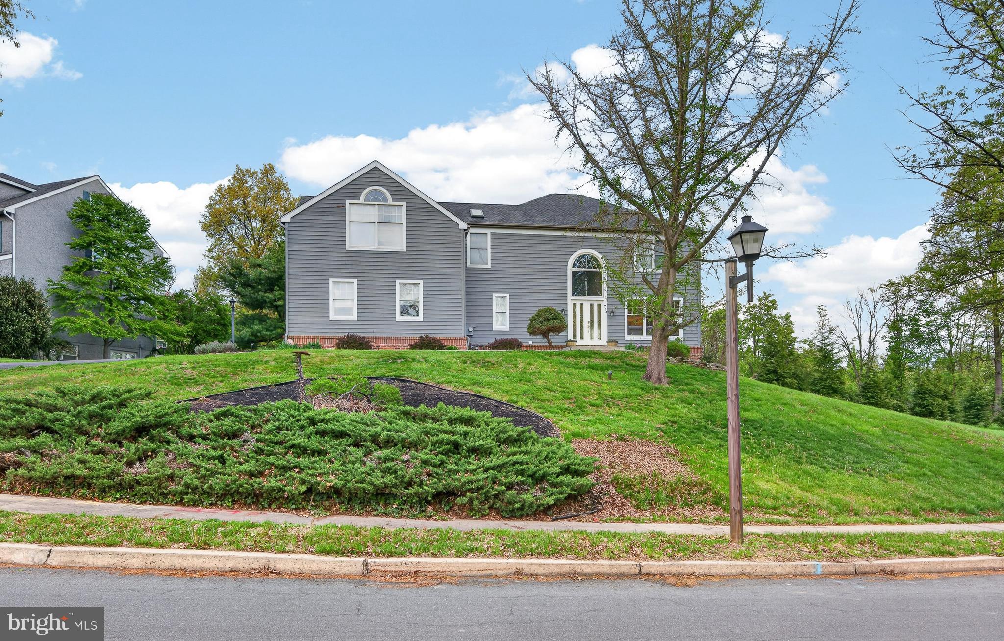 THE WOODLANDS - Residential