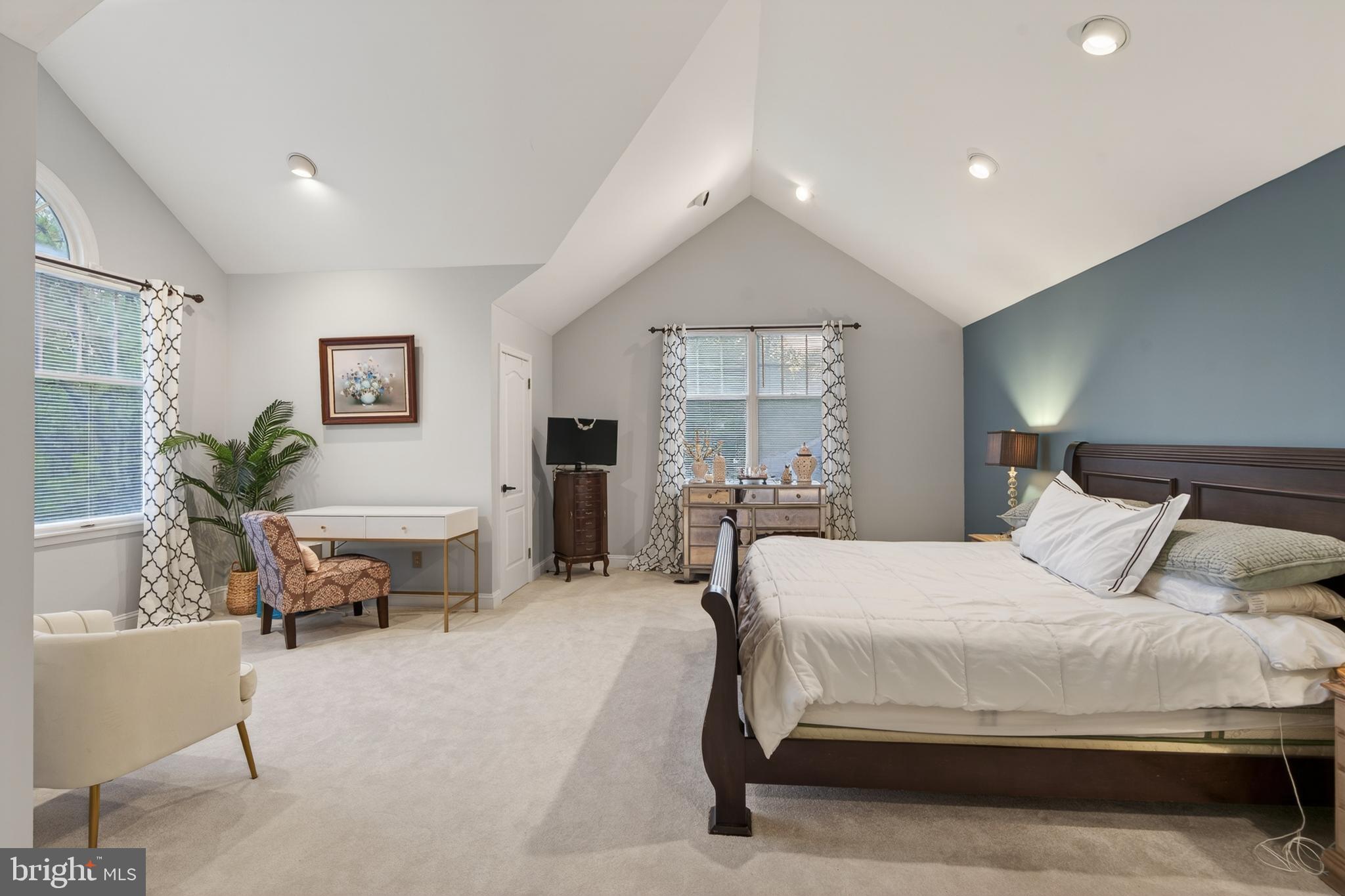 THE WOODLANDS - Residential