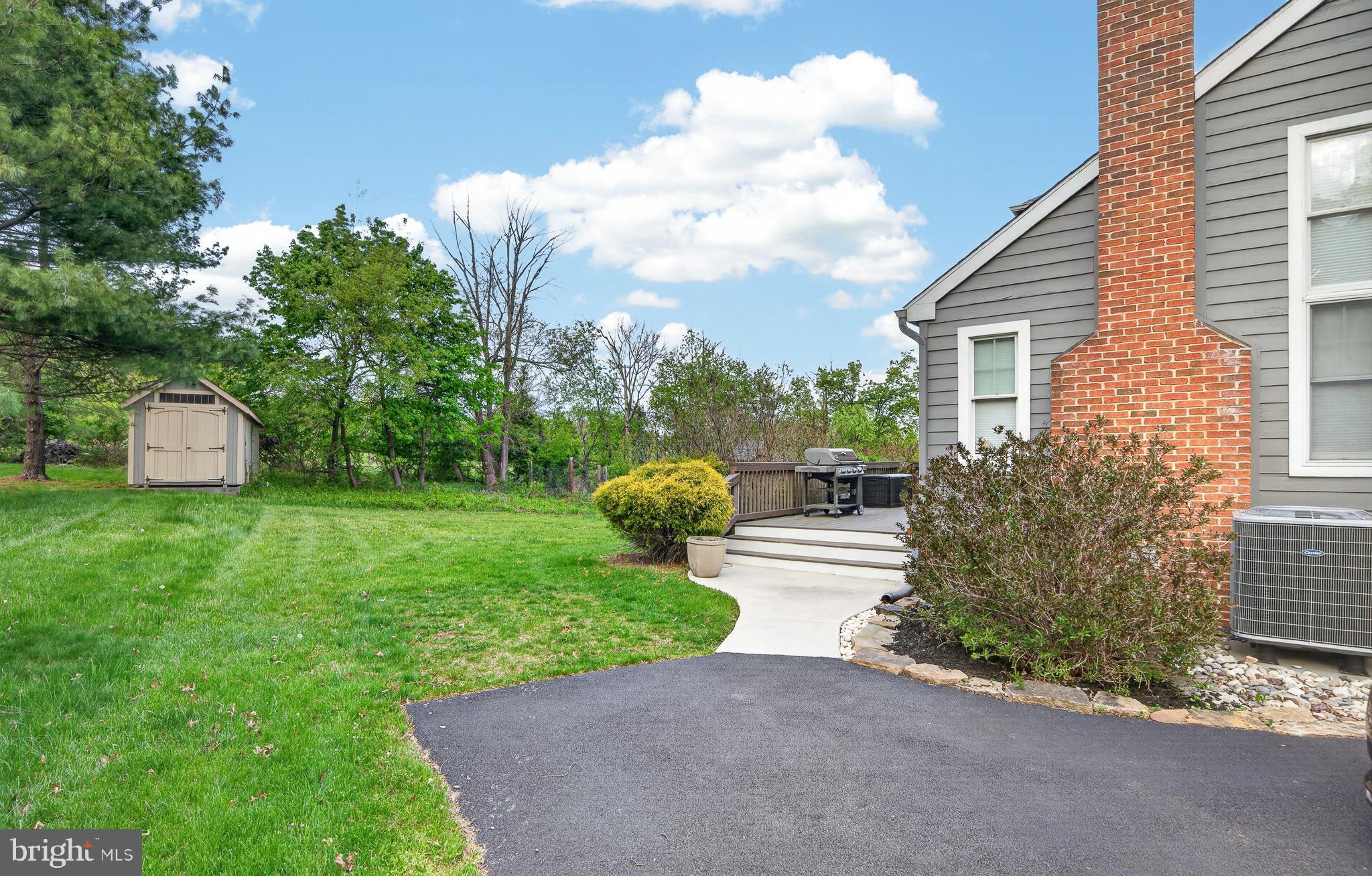 THE WOODLANDS - Residential