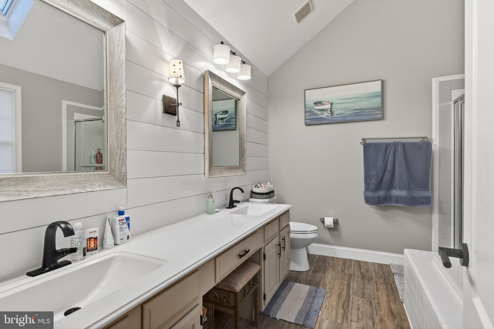 THE WOODLANDS - Residential