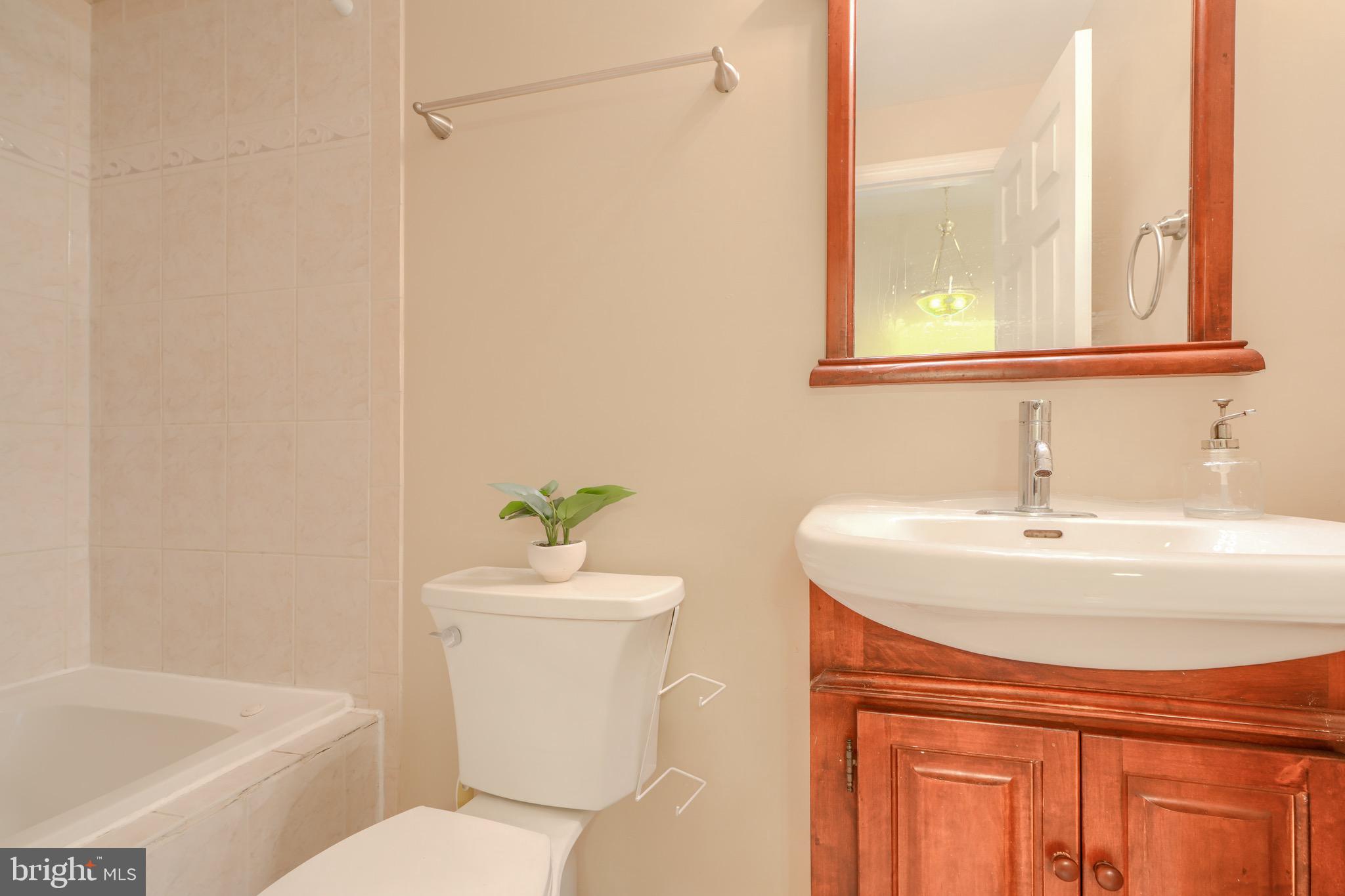 PIGTOWN HISTORIC DISTRICT - Residential Lease