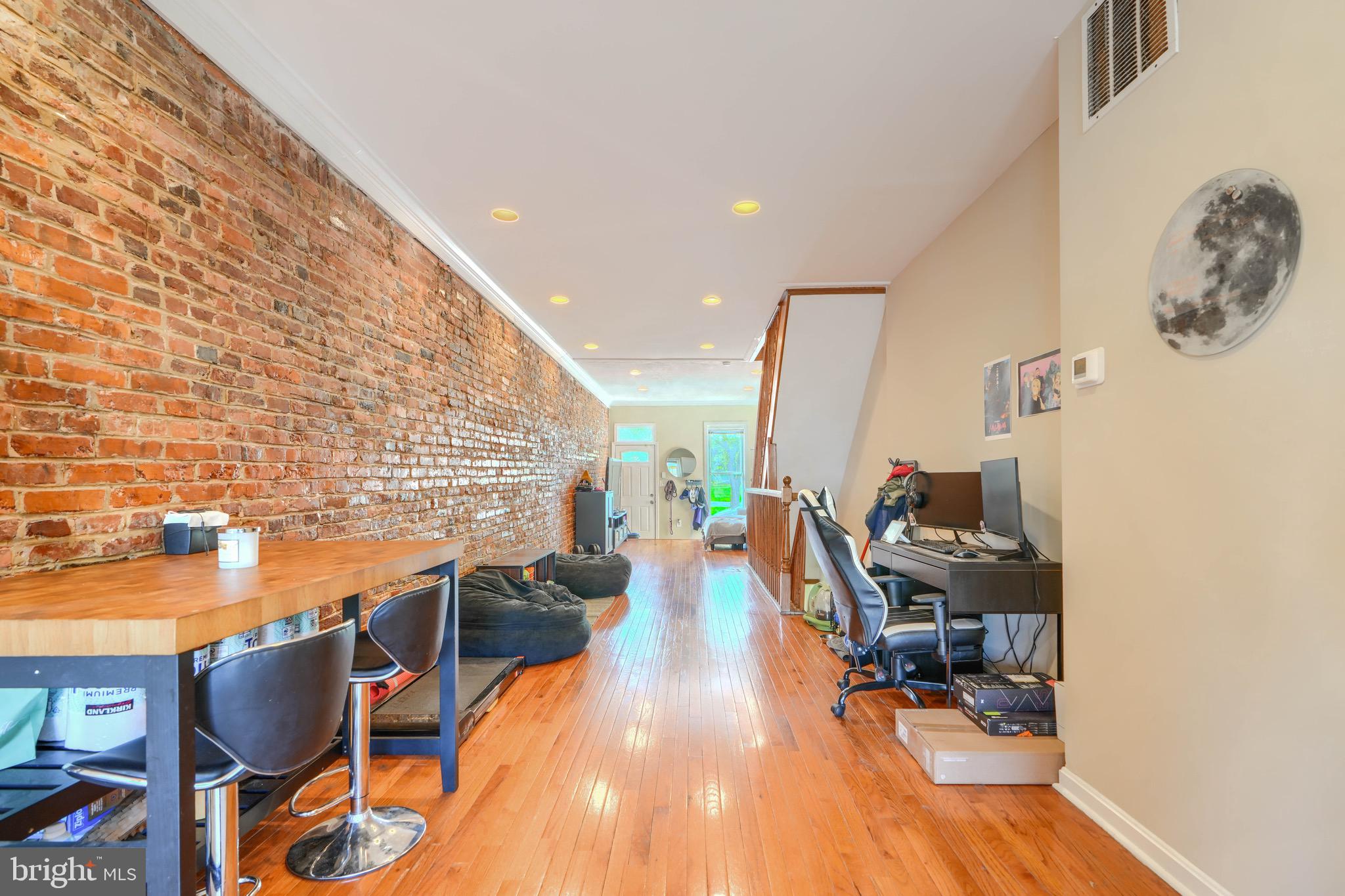 PIGTOWN HISTORIC DISTRICT - Residential Lease