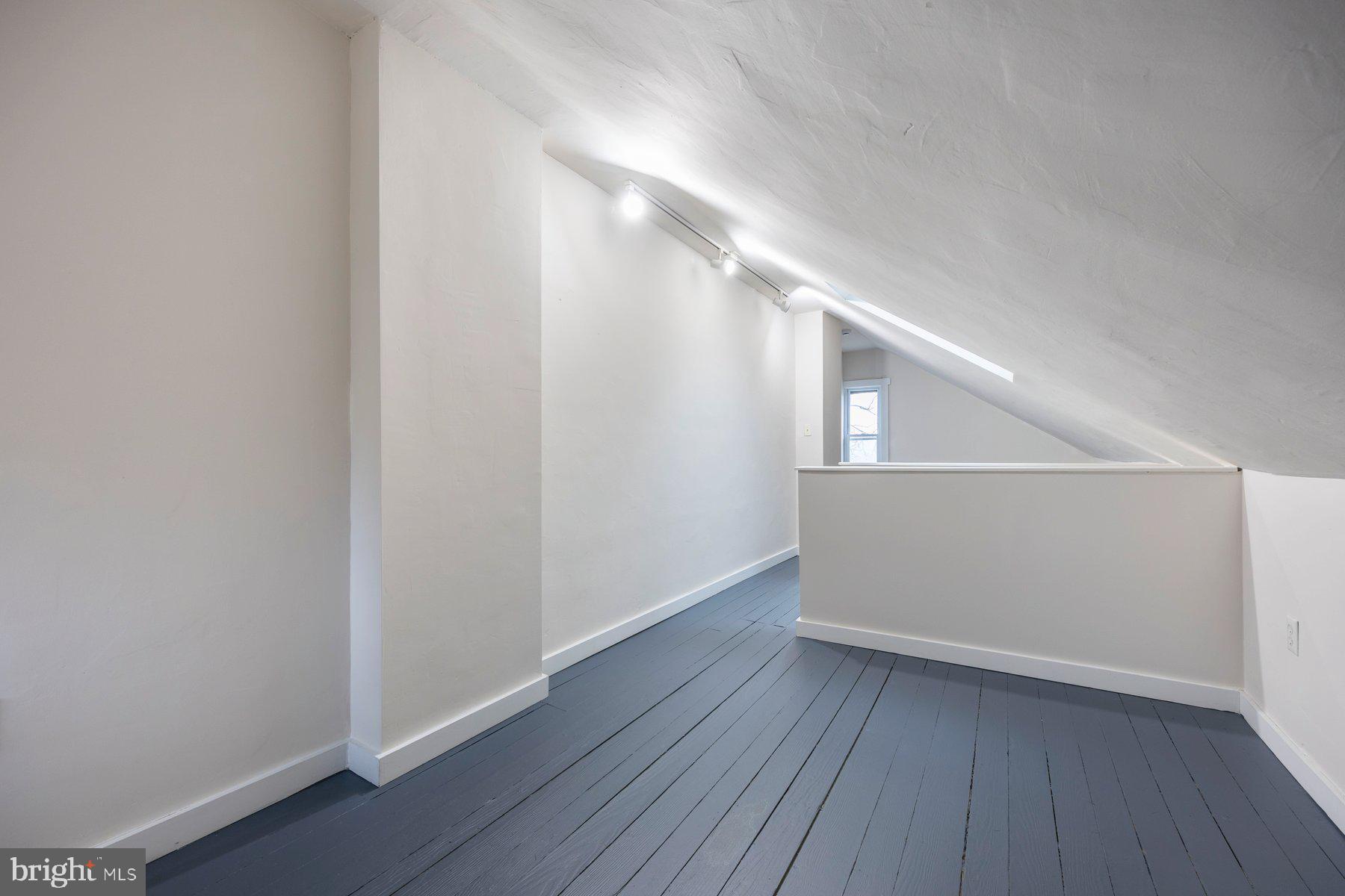 HAMPDEN HISTORIC DISTRICT - Residential Lease