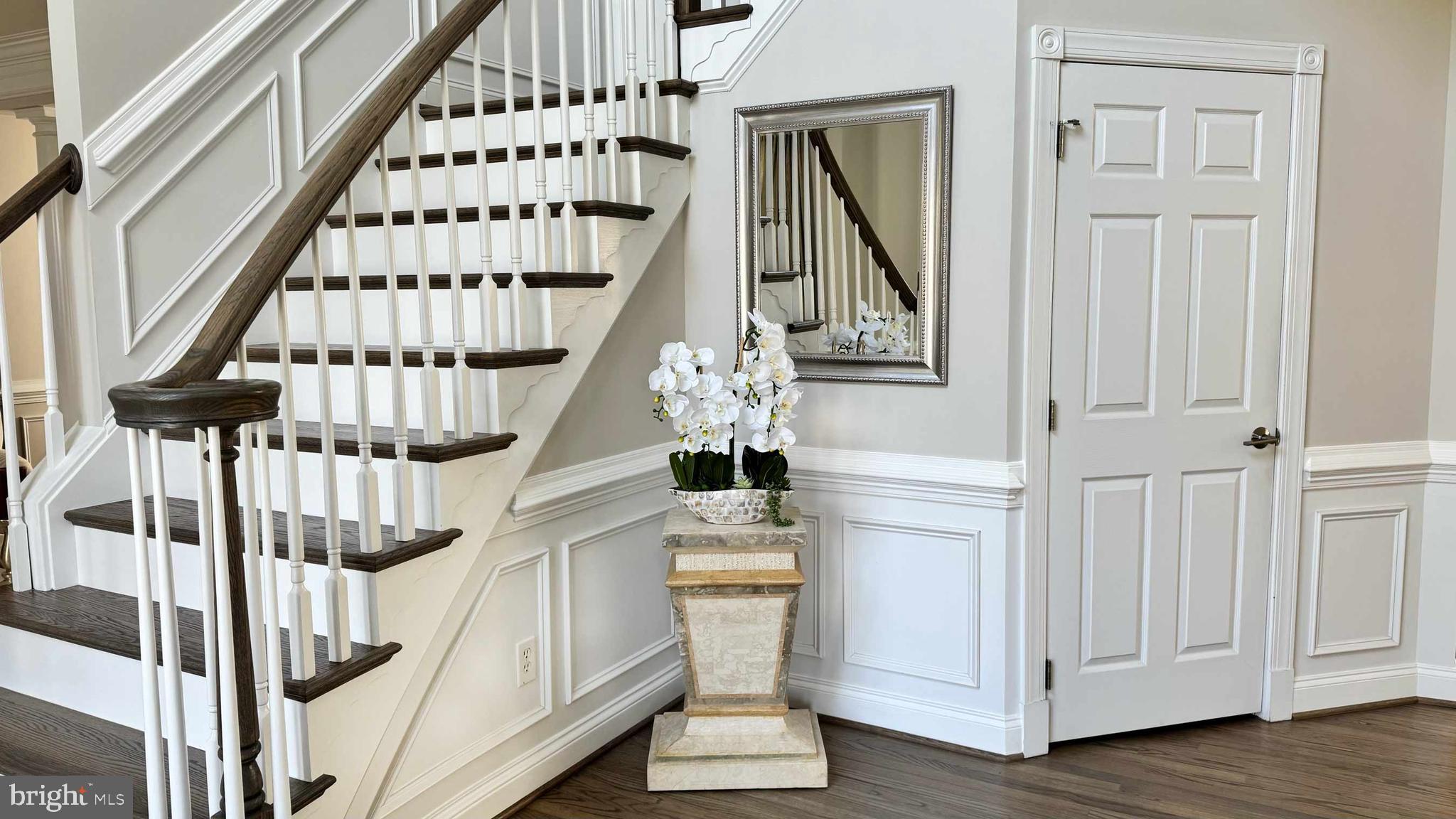 SOUTH RIDING - Residential