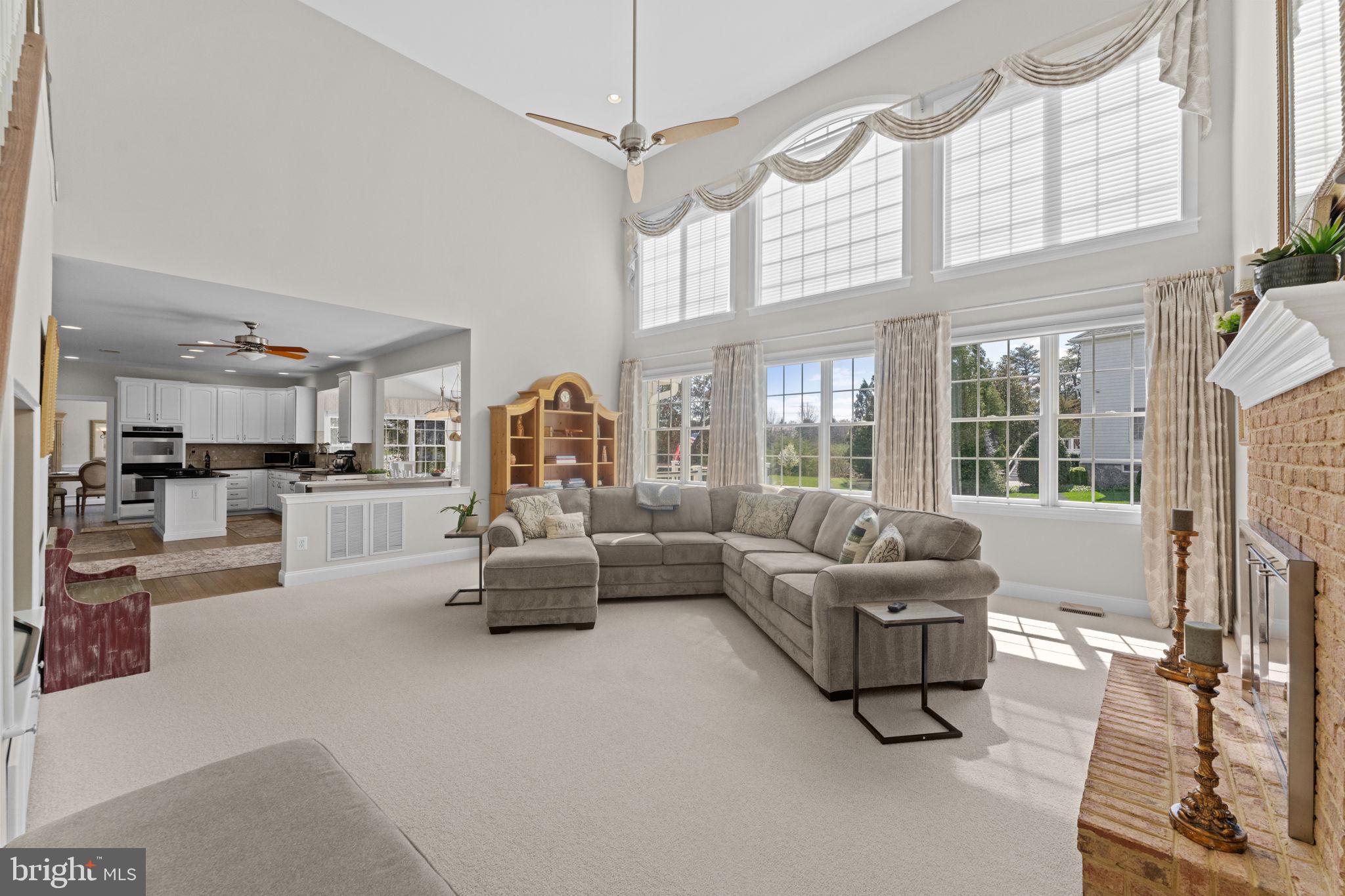 SOUTH RIDING - Residential