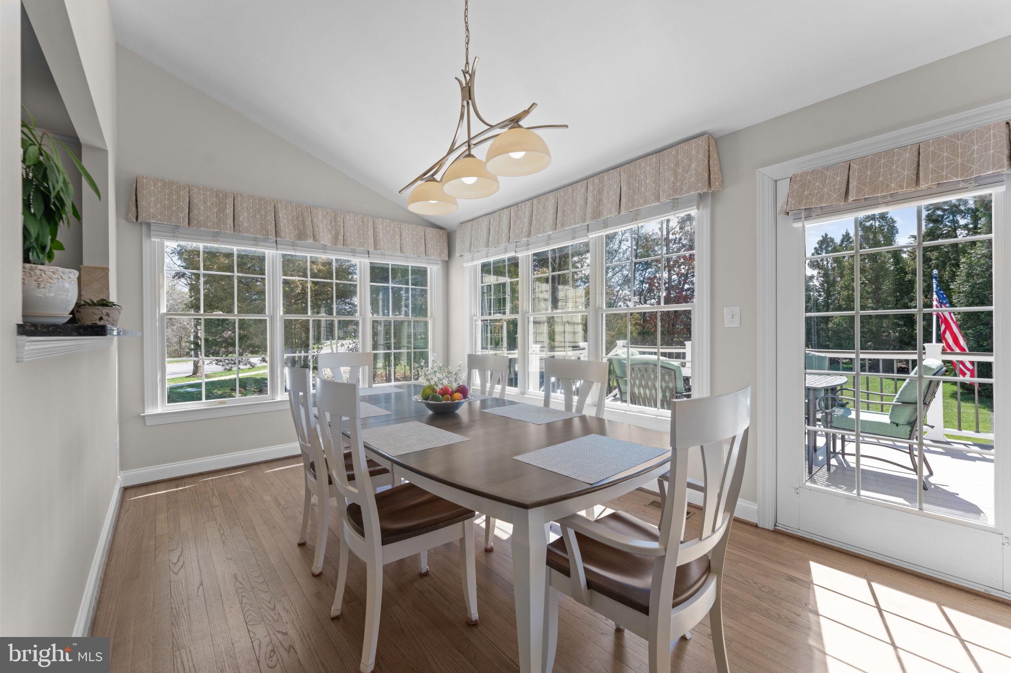 SOUTH RIDING - Residential