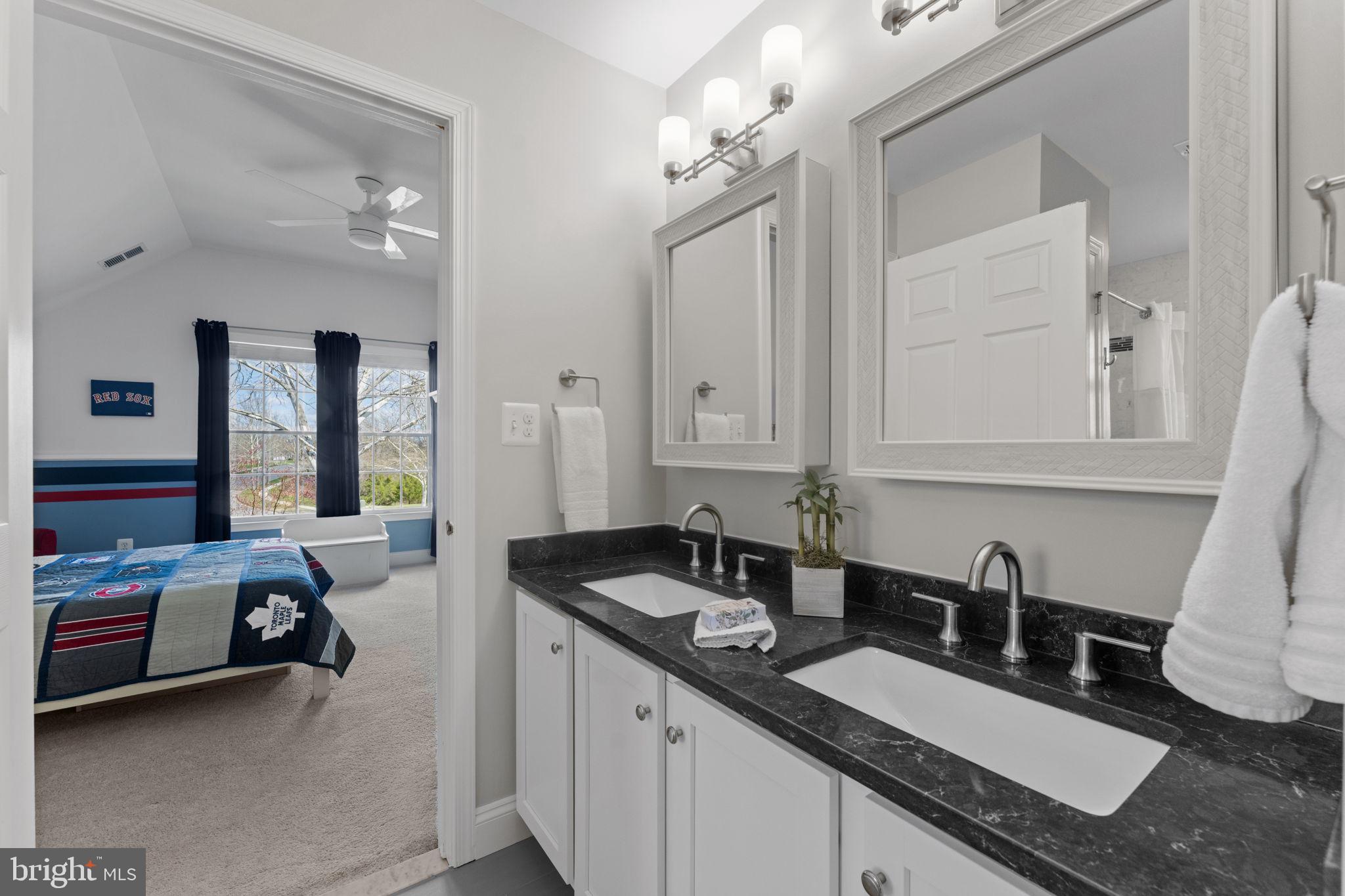 SOUTH RIDING - Residential