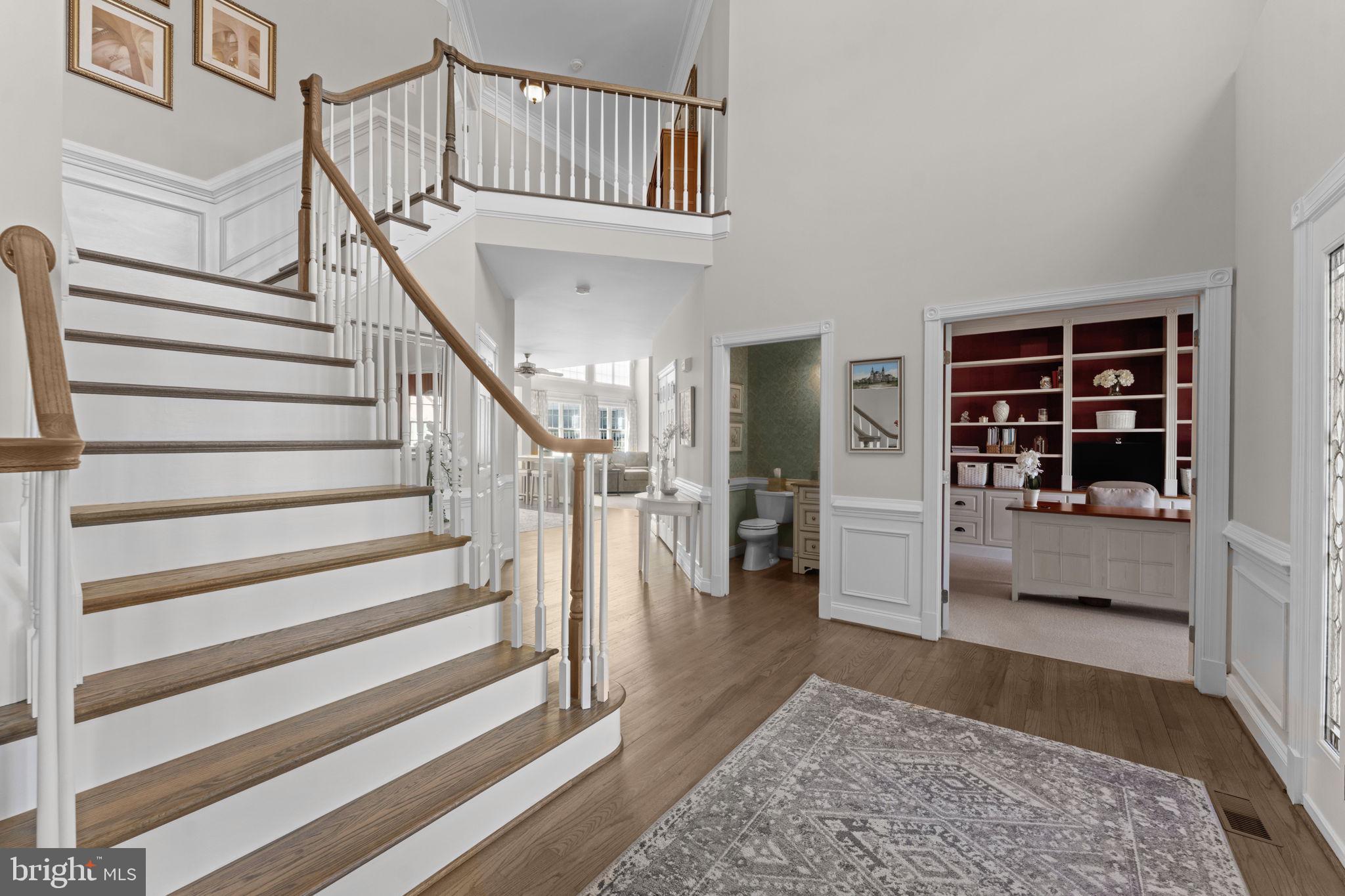 SOUTH RIDING - Residential