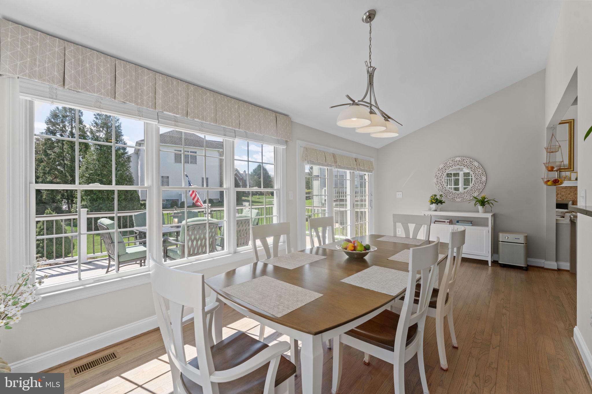 SOUTH RIDING - Residential