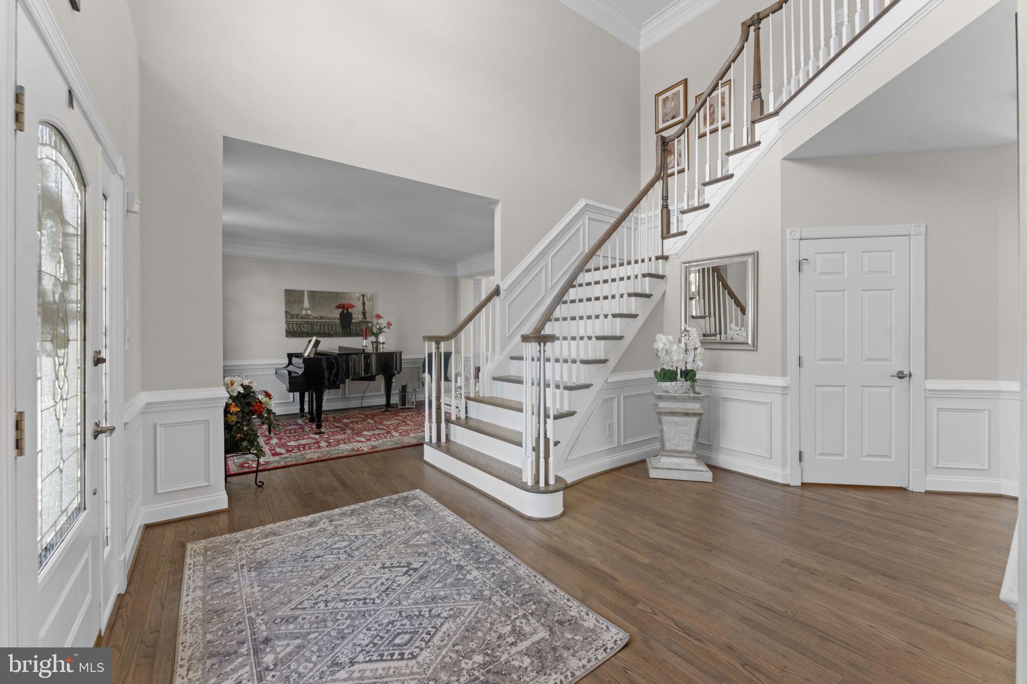 SOUTH RIDING - Residential