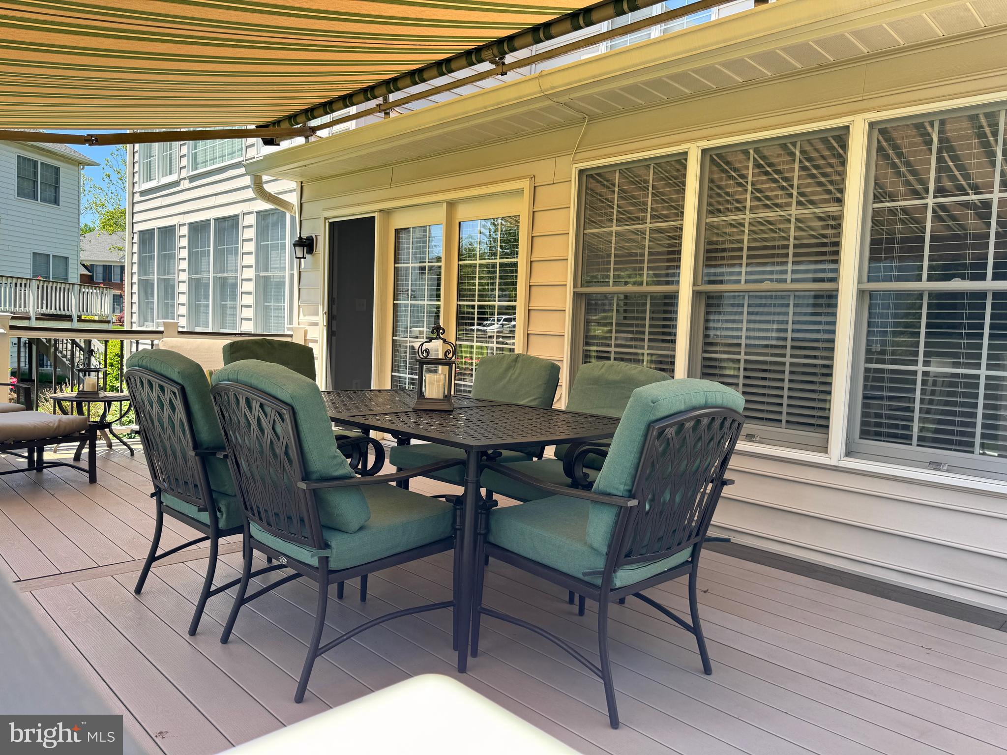 SOUTH RIDING - Residential