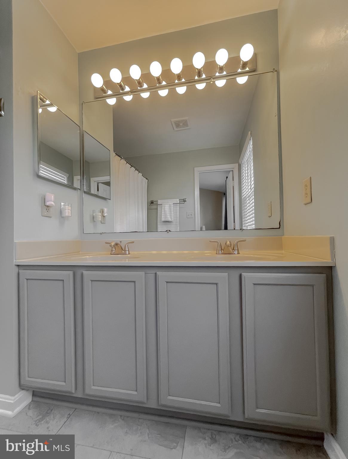 ST GEORGES HUNDRED - Residential