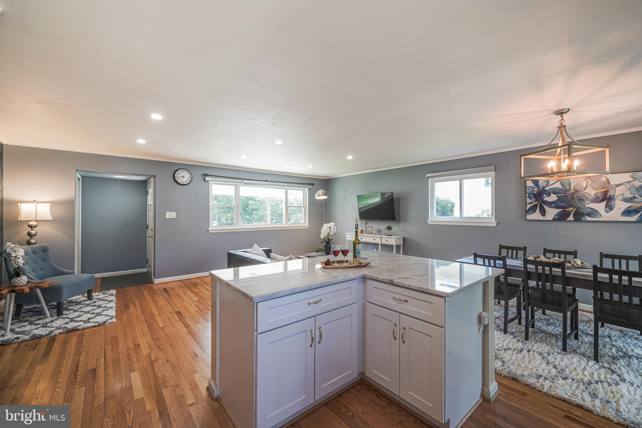 MONTROSE - Residential