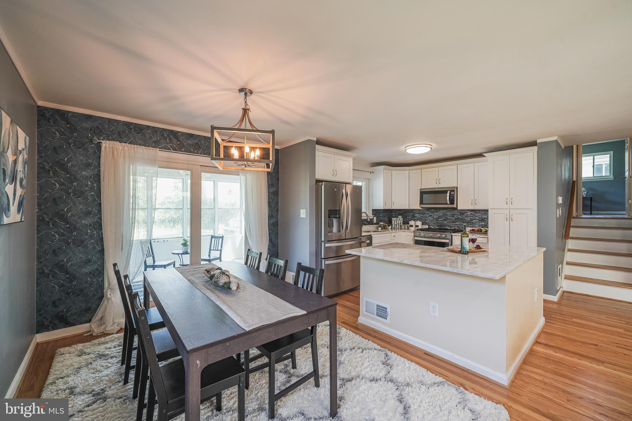 MONTROSE - Residential