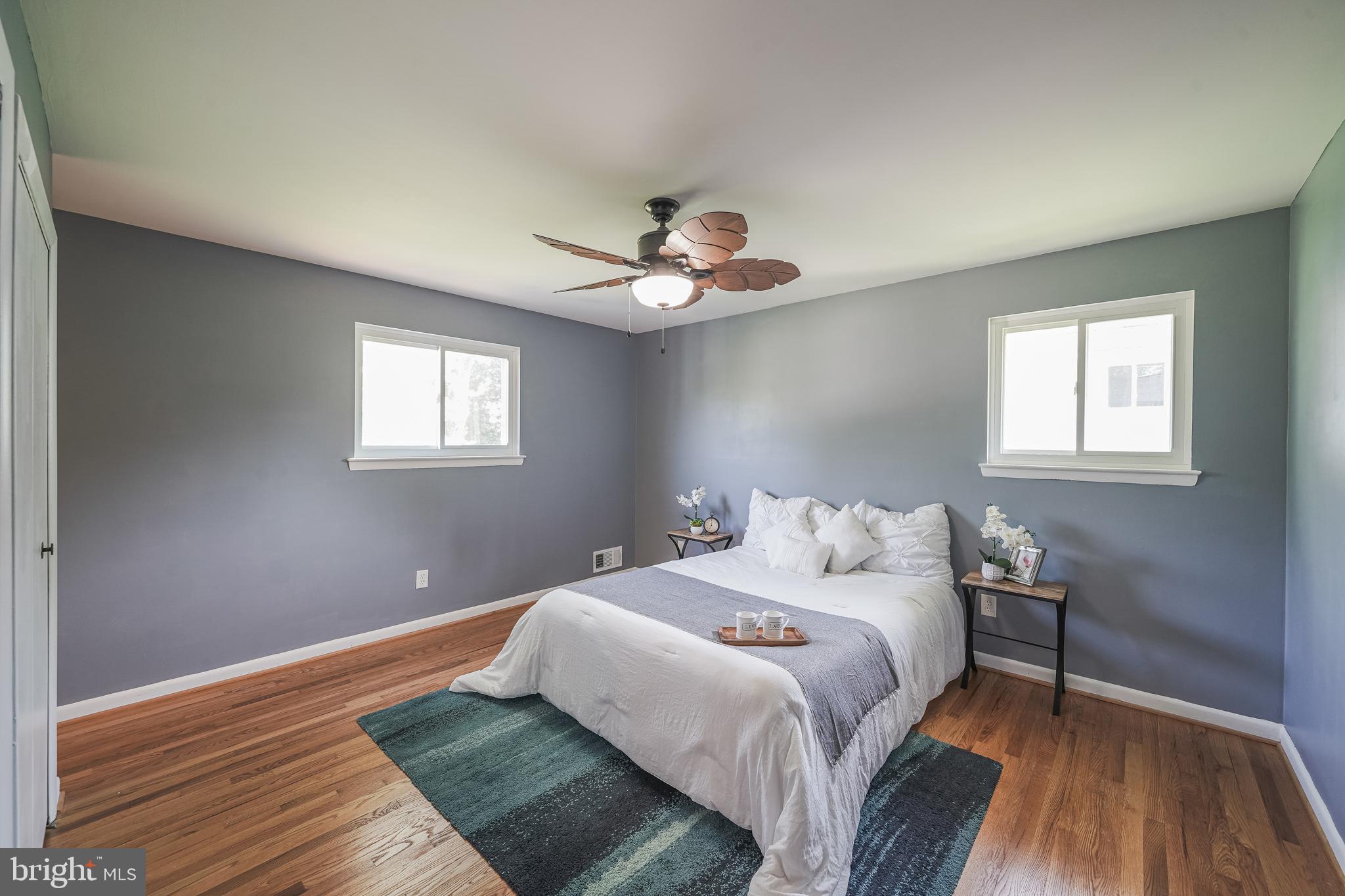 MONTROSE - Residential