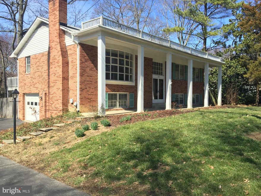 Spacious home is set on spectacular 3/4 acres overlooking Mt Vernon Estate grounds. Open floor plan, updated kitchen, master bedroom suite w/ walk-in closet, terrific LL family room, recessed lights, HW floors, 2 fireplaces, garage. Incredible yard is your own private oasis..pool, patio, plus a detached office/studio with heat/AC, tile floors & exposed beams. Minutes to Ft Belvoir. No pets, please