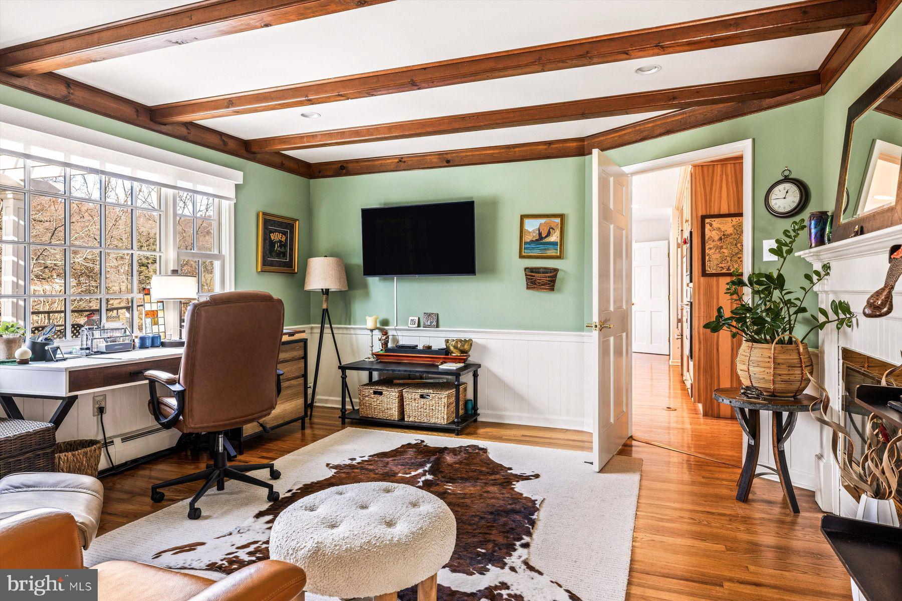 STONE MOUNT @ JERI - Residential