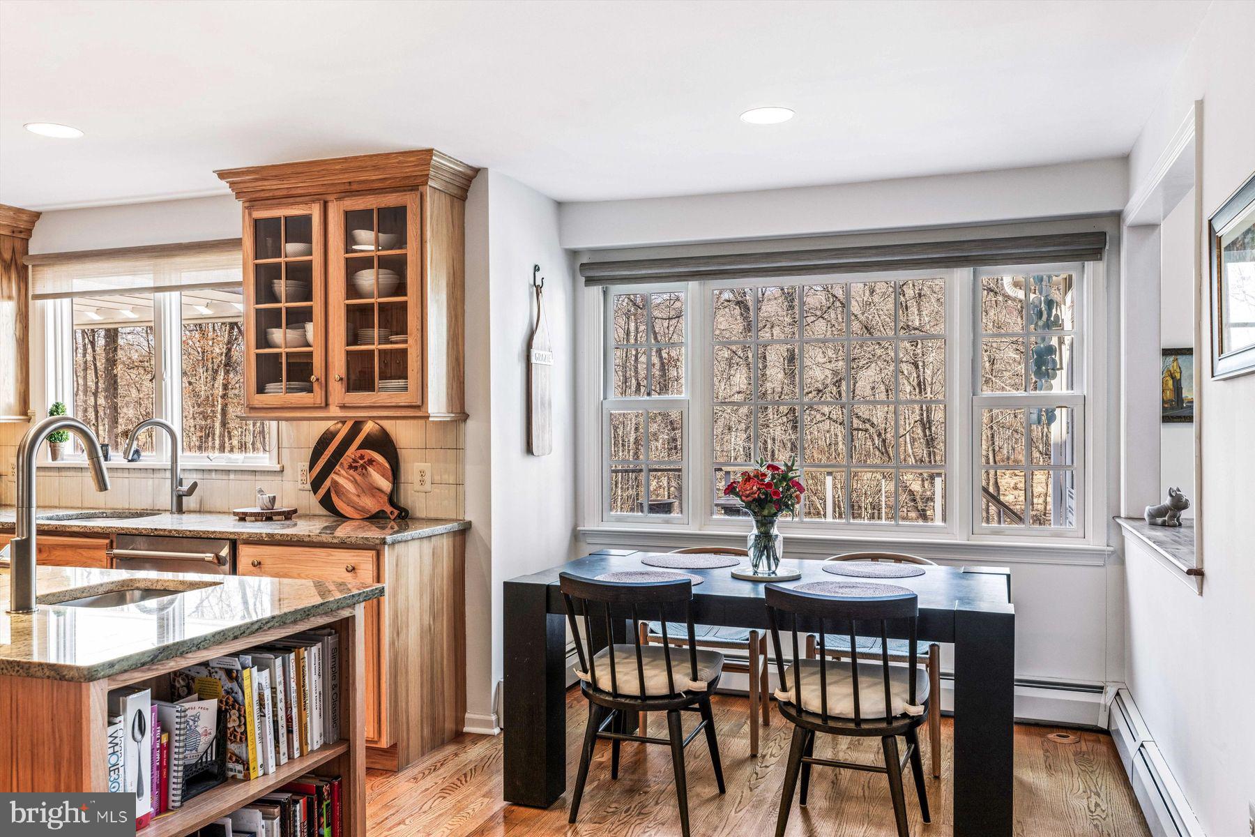 STONE MOUNT @ JERI - Residential