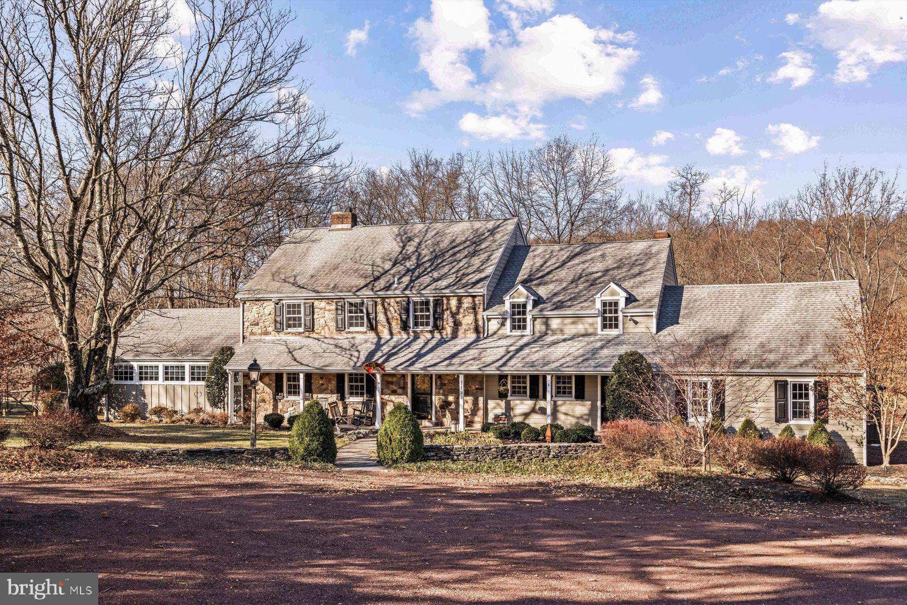 STONE MOUNT @ JERI - Residential