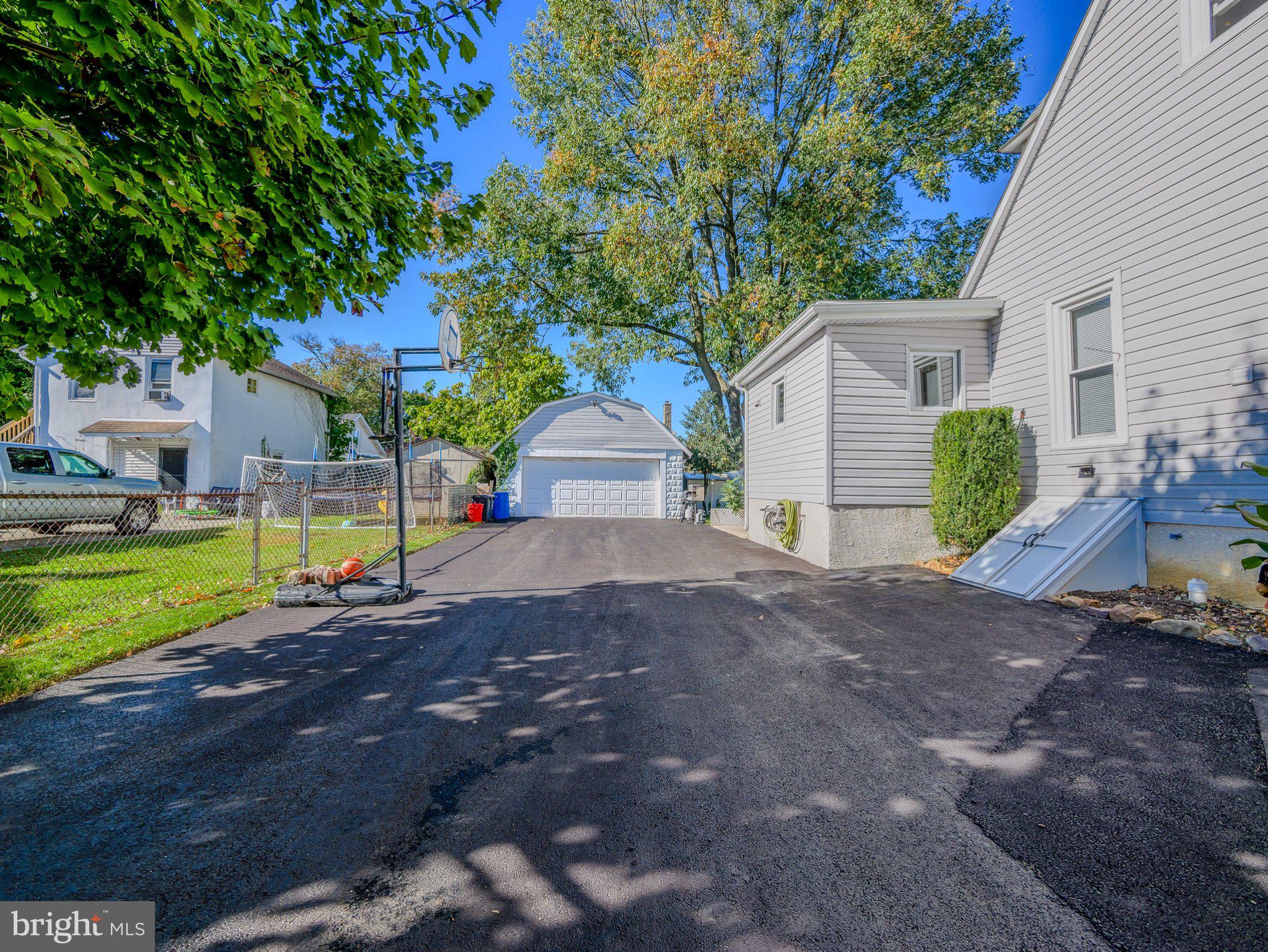 128 ISABEL AVENUE
