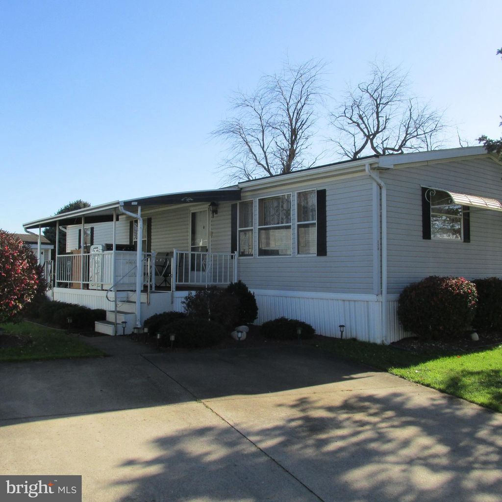 Photo of 728 PINE BLVD, NEW PROVIDENCE, PA 17560 (MLS # PALA2027648)