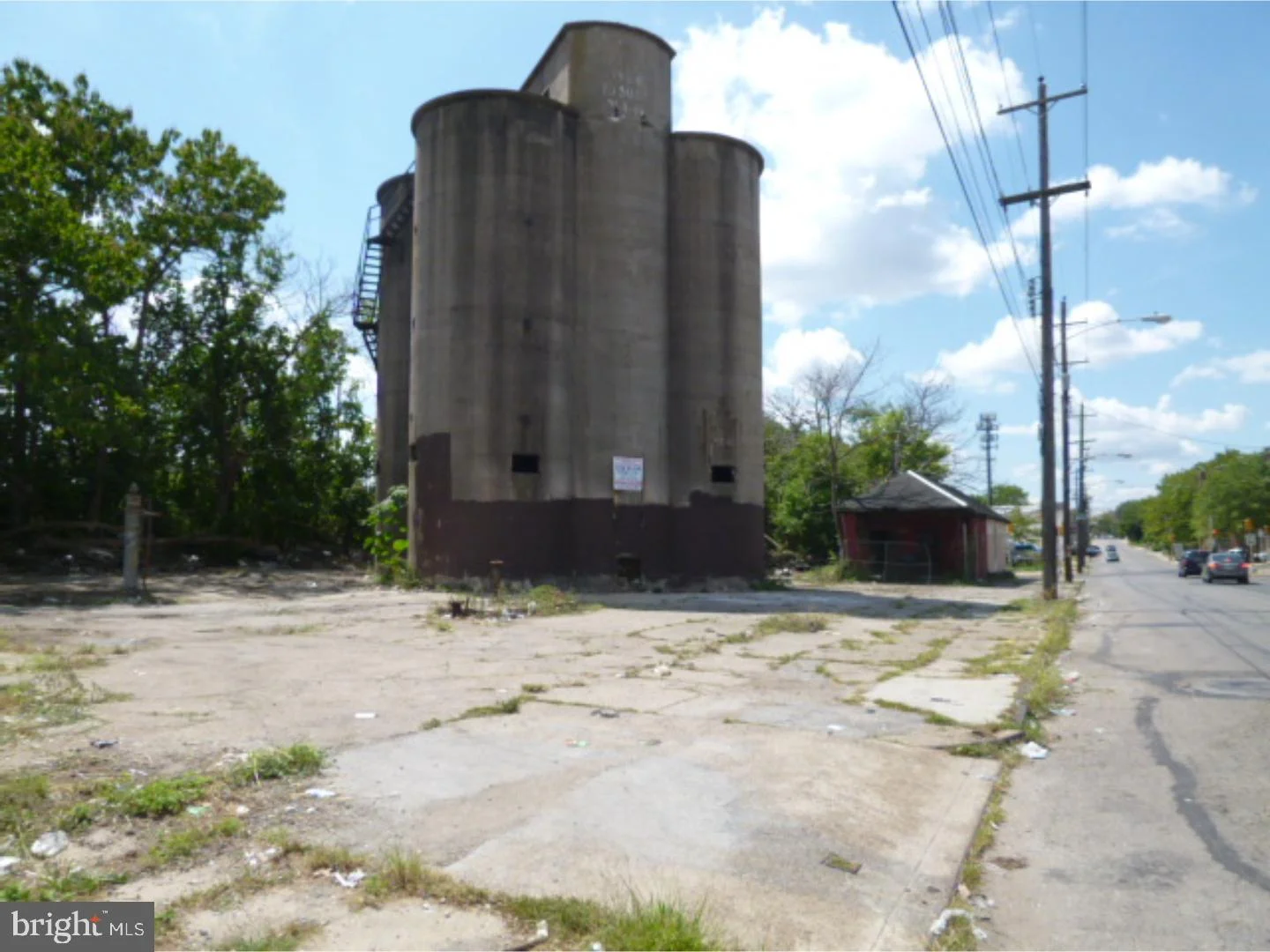 2410-28 W Sedgley Avenue, Philadelphia, PA 19132