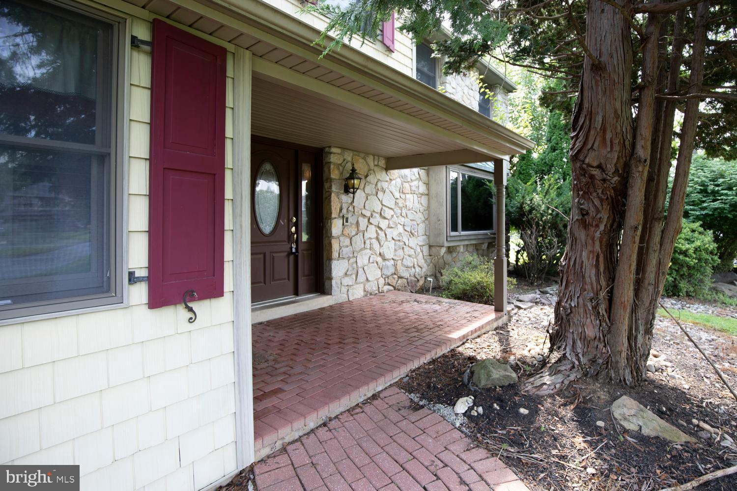 87 EAGLE MOUNT DRIVE