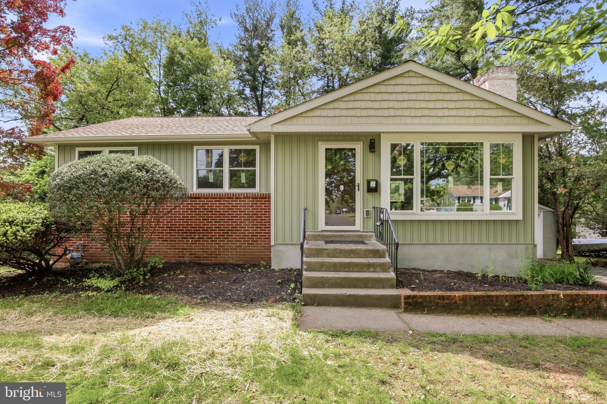 MAPLEWOOD - Residential