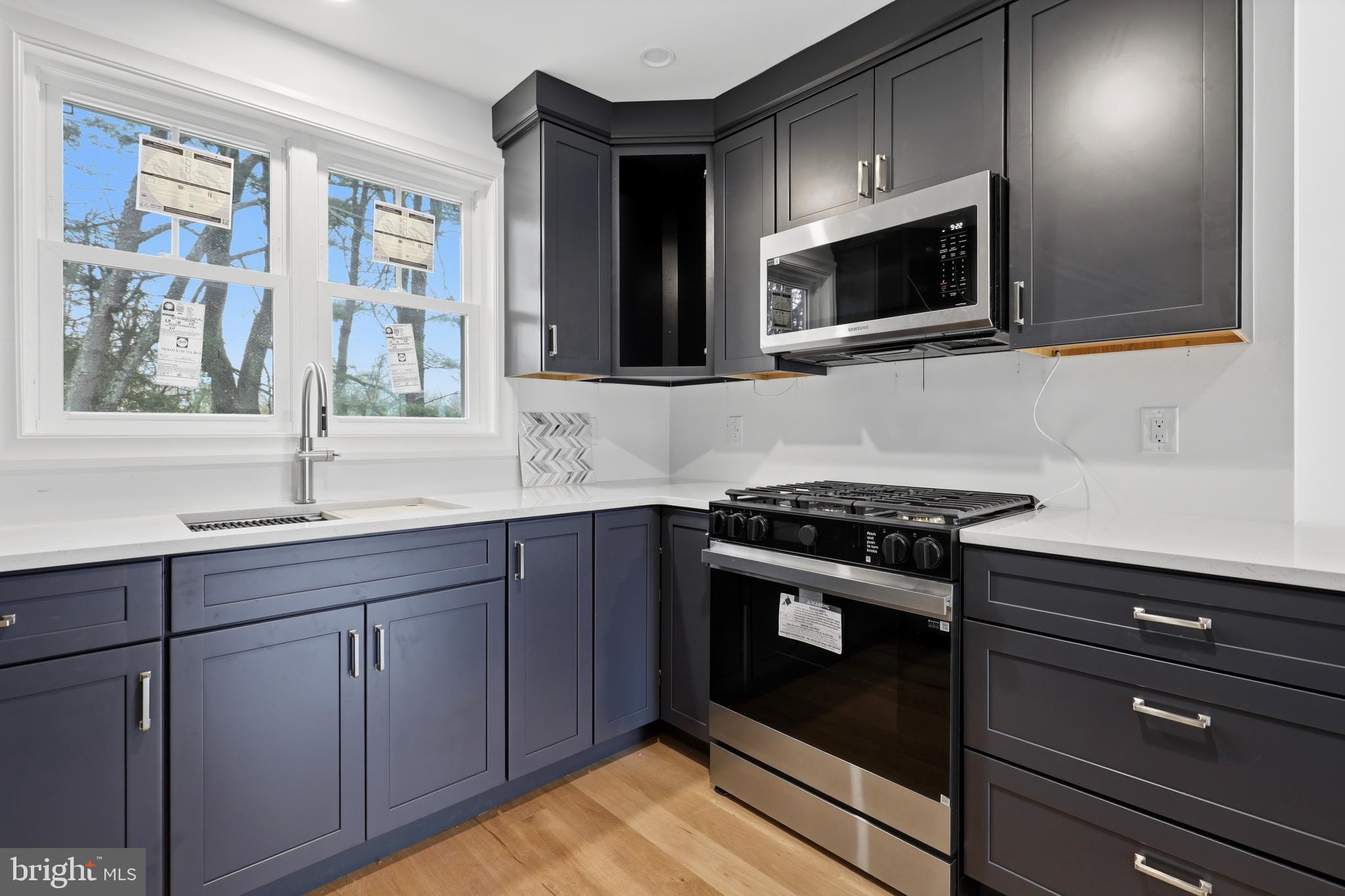 MAPLEWOOD - Residential