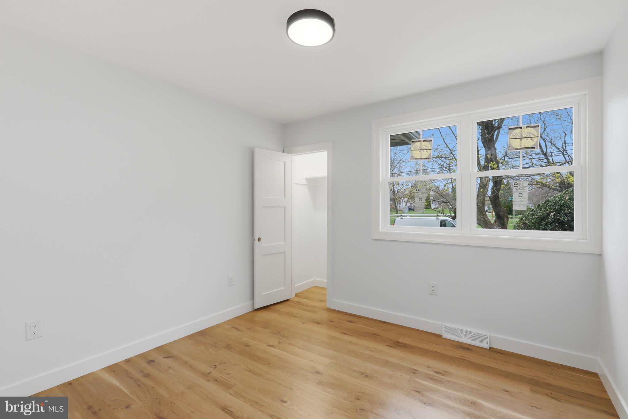 MAPLEWOOD - Residential