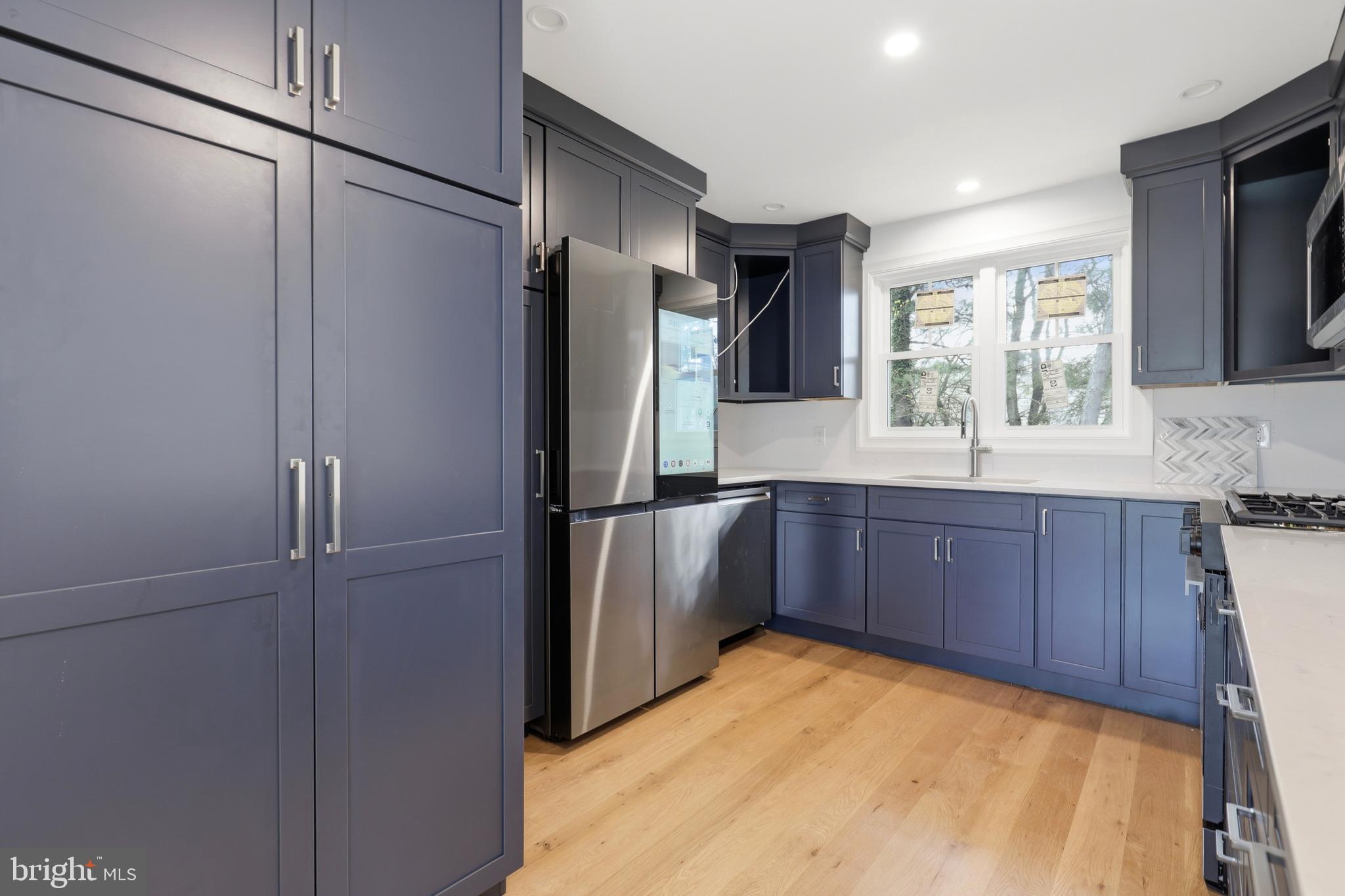 MAPLEWOOD - Residential