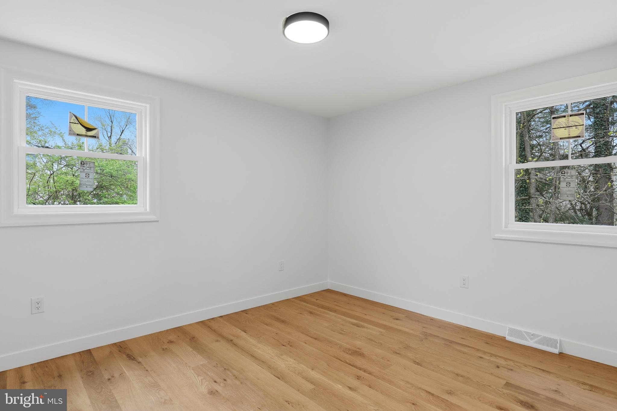 MAPLEWOOD - Residential