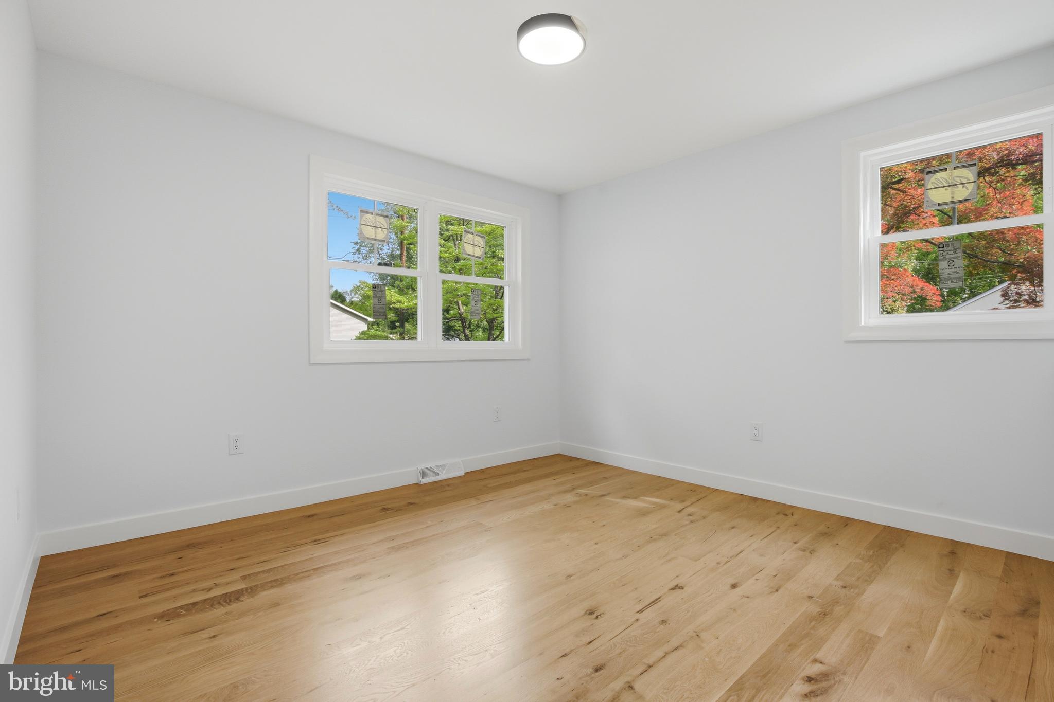 MAPLEWOOD - Residential
