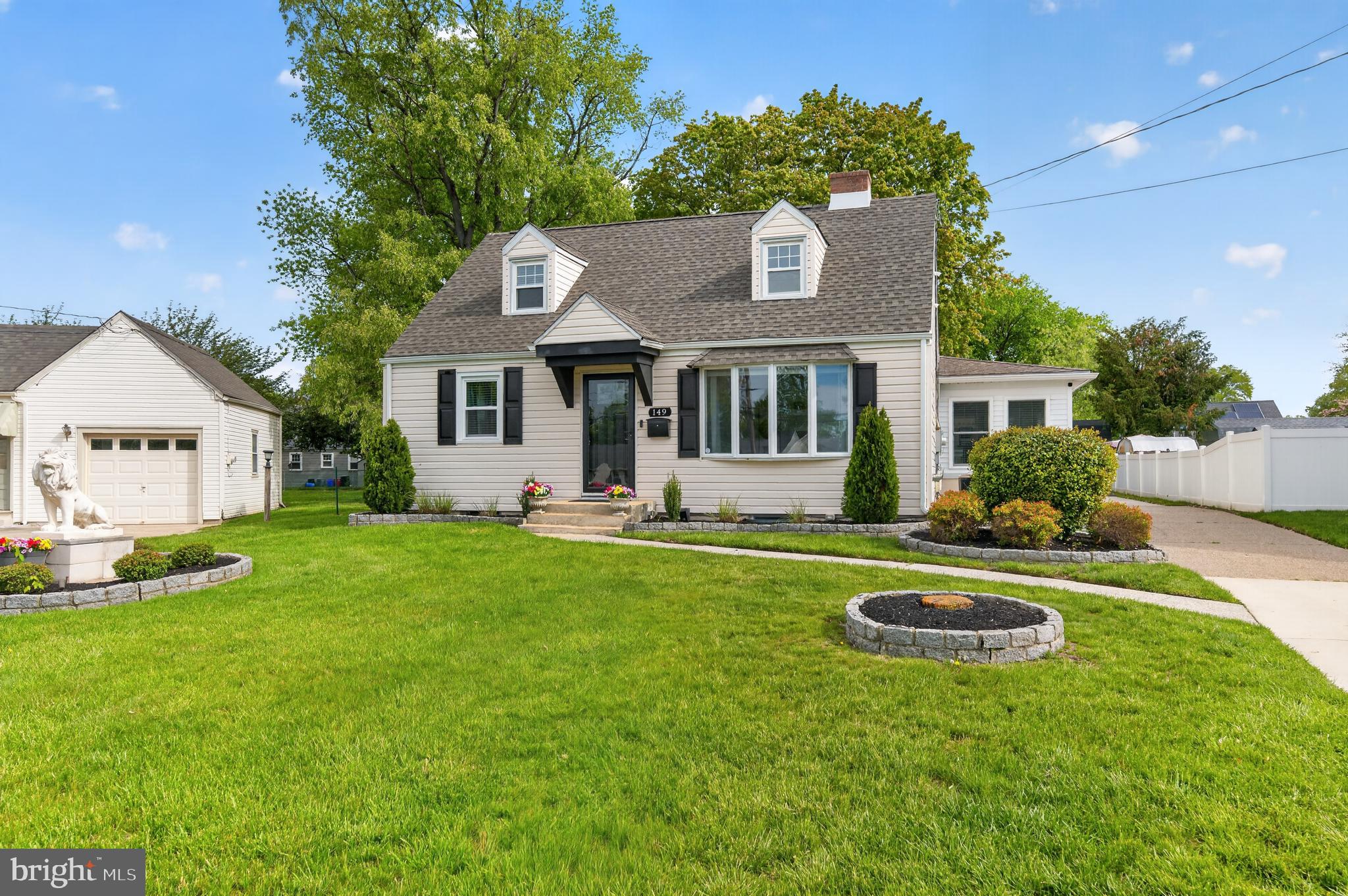 149 W GLOUCESTER PIKE