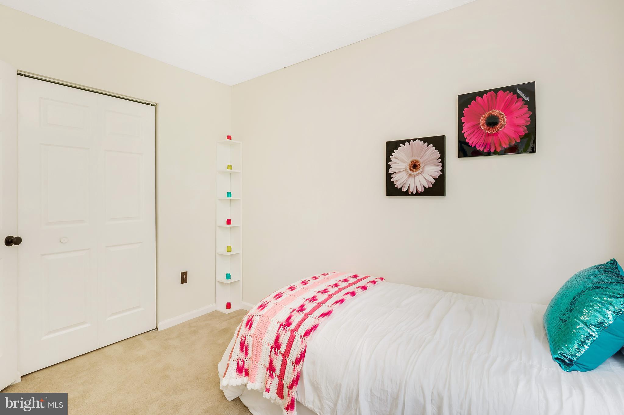 BALLENGER CREEK MEADOWS - Residential