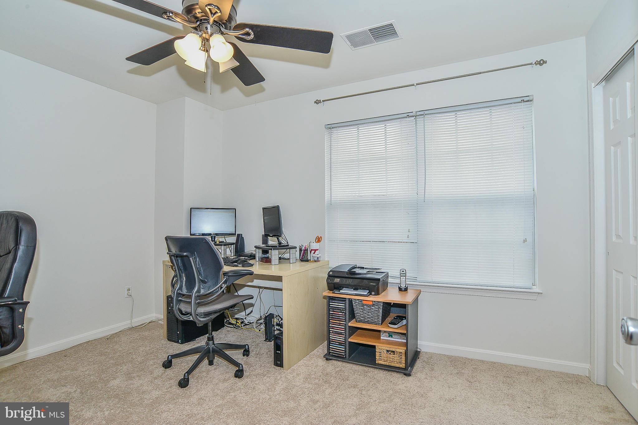 GREEN TRAILS - Residential Lease