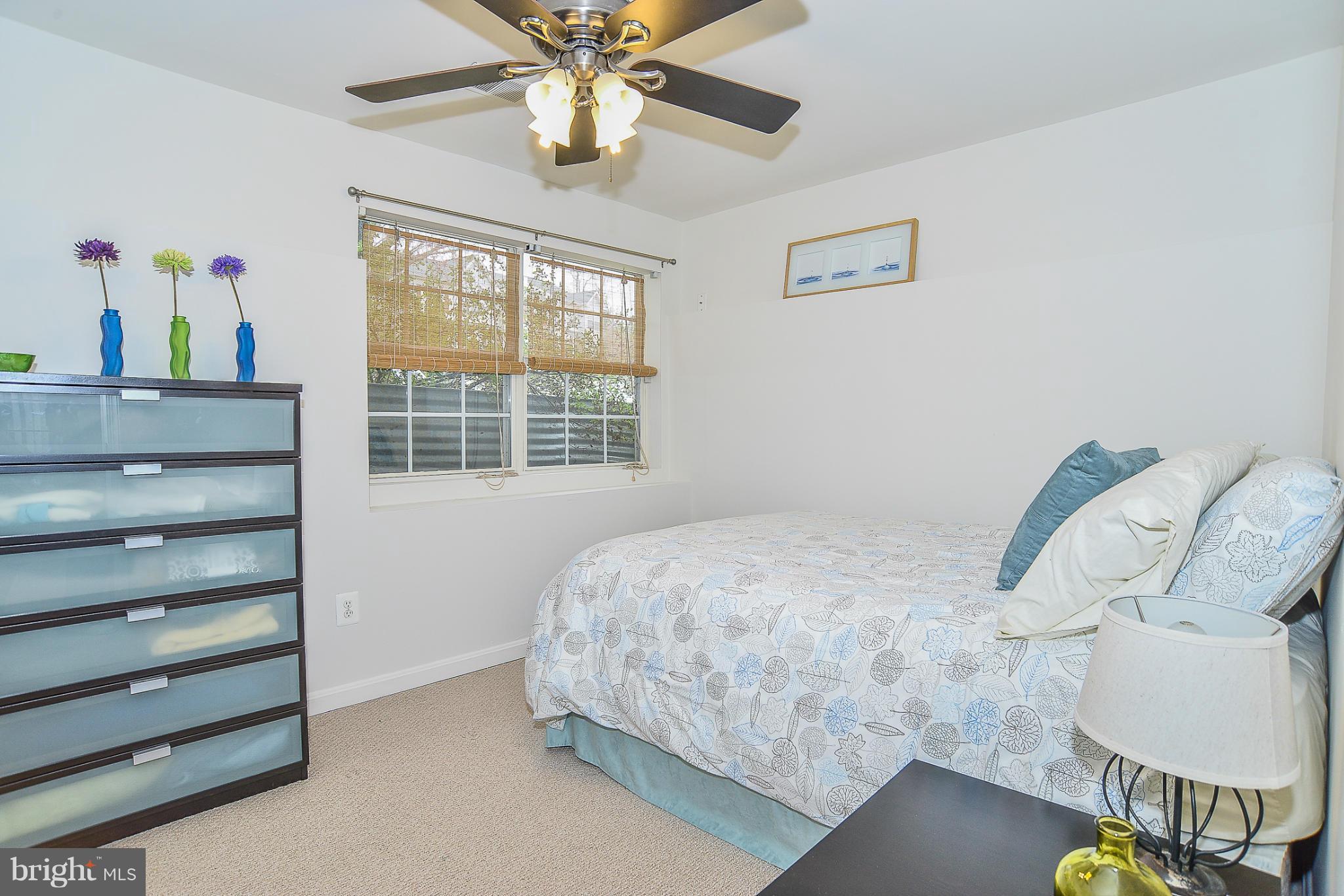 GREEN TRAILS - Residential Lease