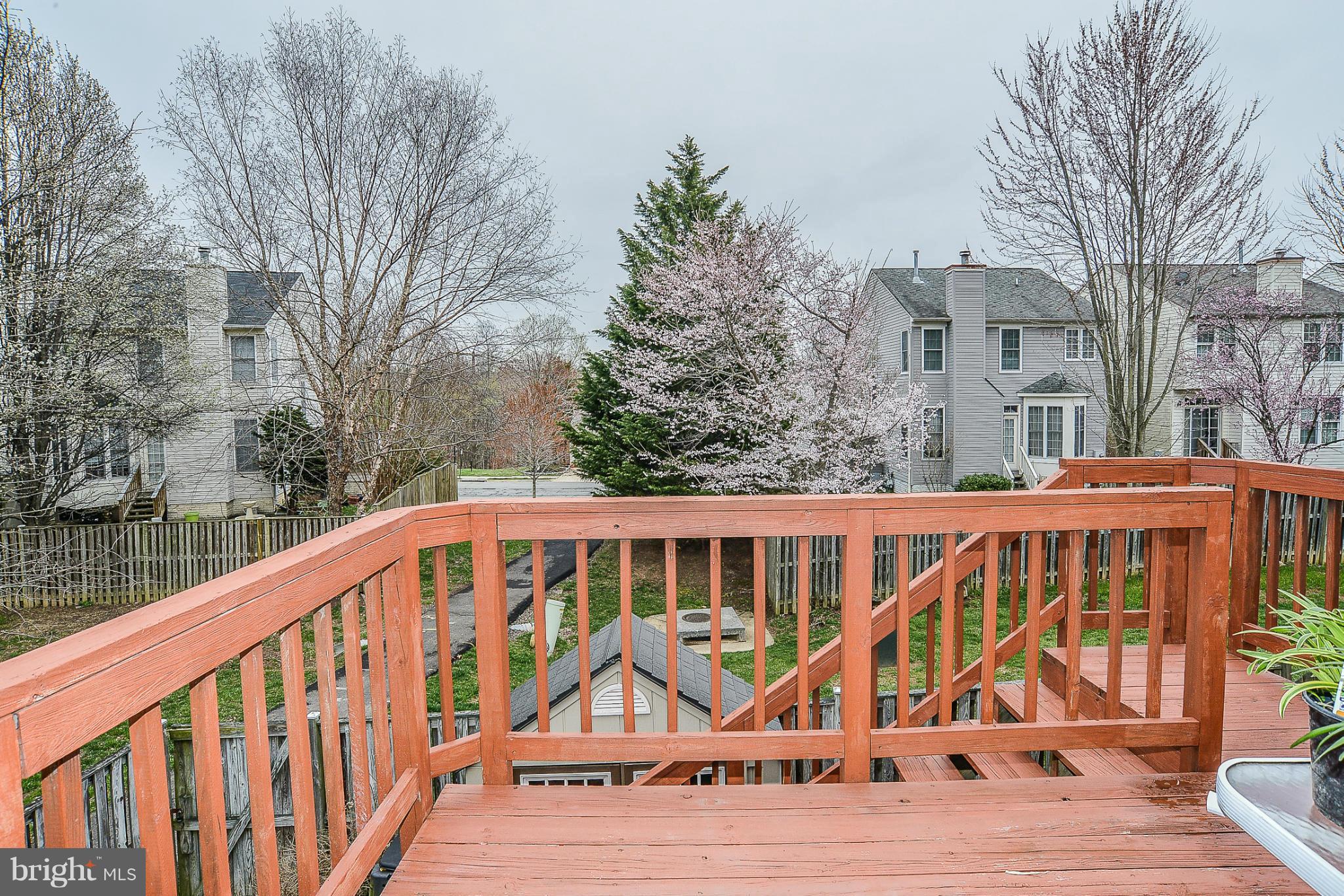 GREEN TRAILS - Residential Lease