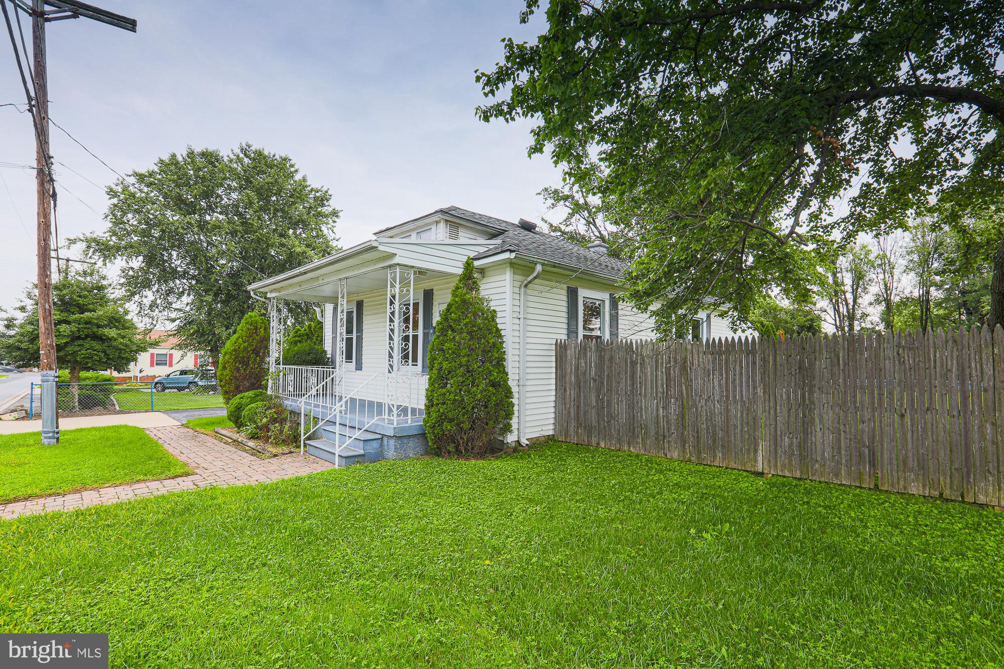 CLIFFWOOD - Residential