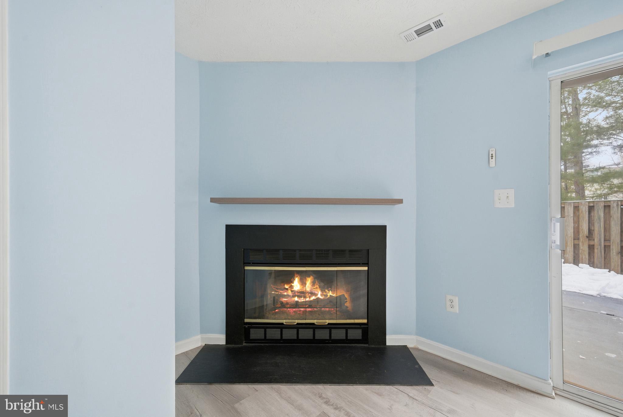 LAUREL GLEN - Residential