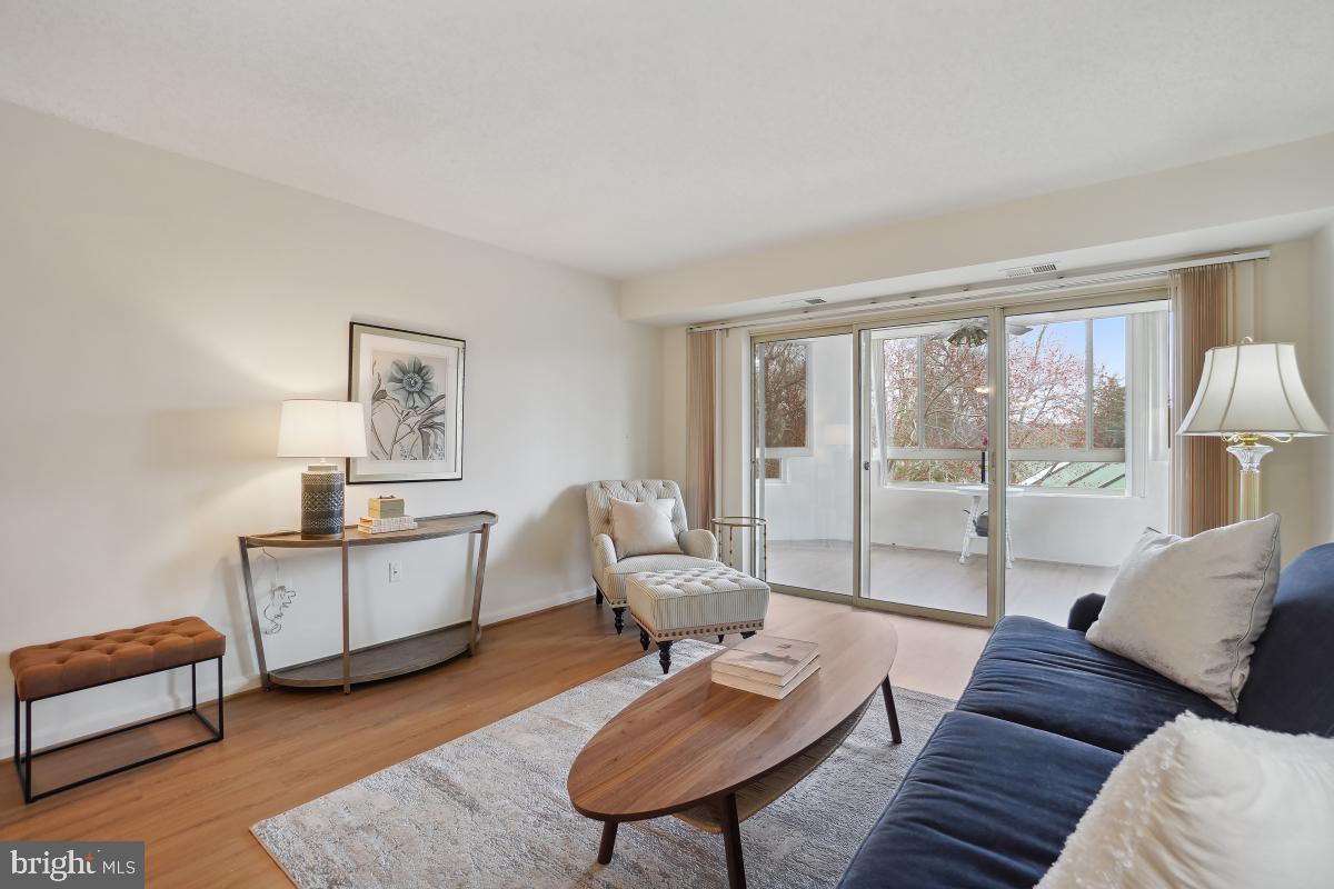 14801 PENNFIELD CIRCLE 401