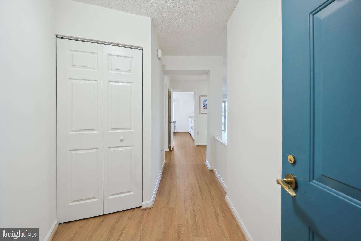 14801 PENNFIELD CIRCLE 401