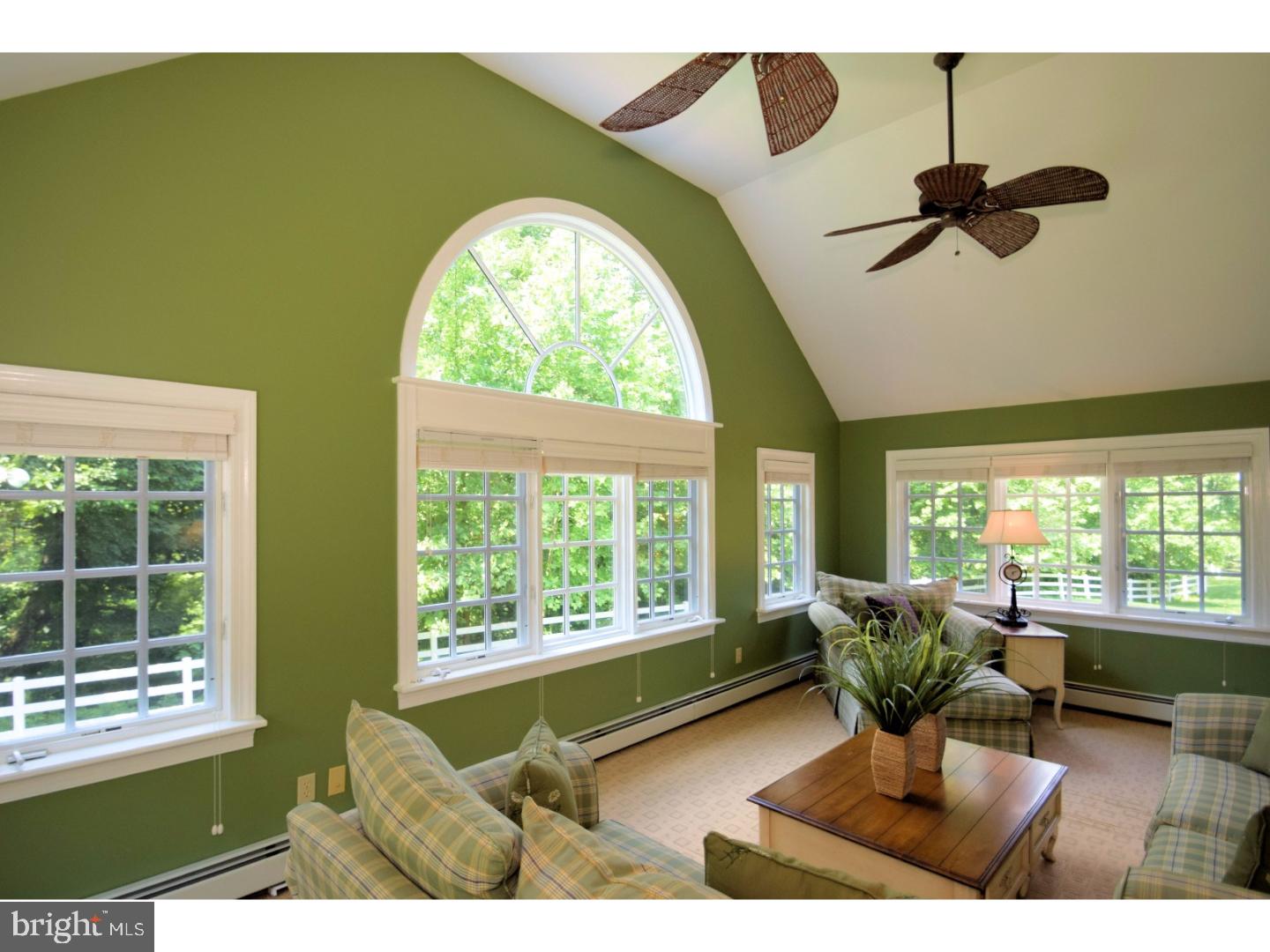 STONE MOUNT @ JERI - Residential
