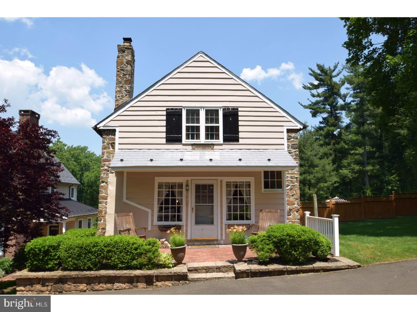 STONE MOUNT @ JERI - Residential