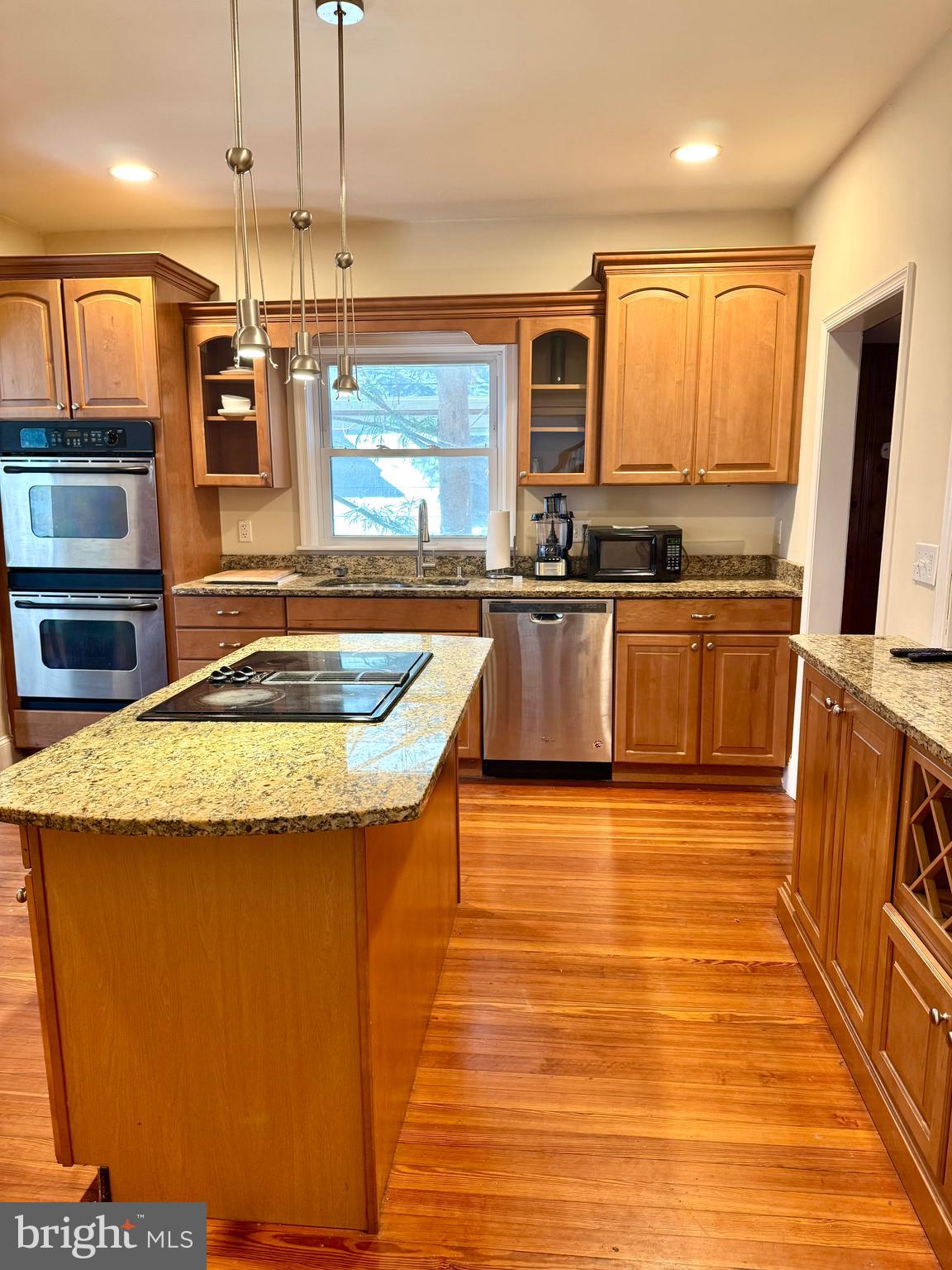 WEST END - Residential Lease