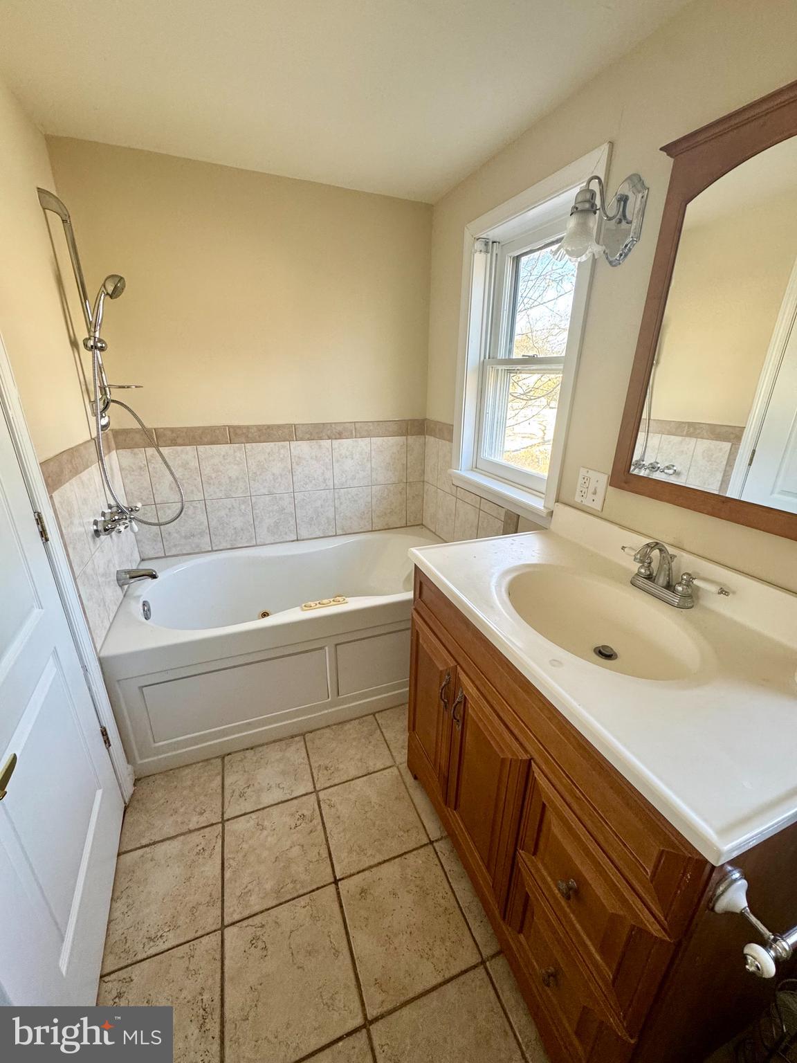 WEST END - Residential Lease