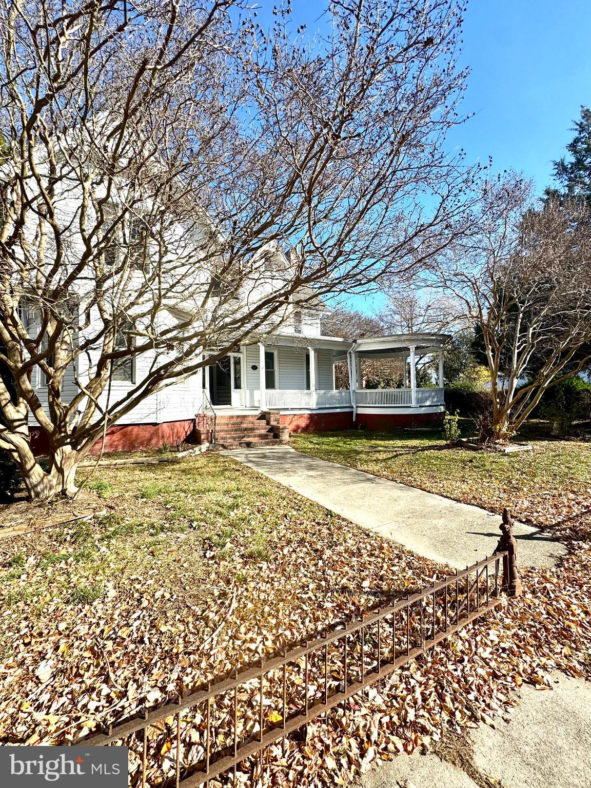 WEST END - Residential Lease