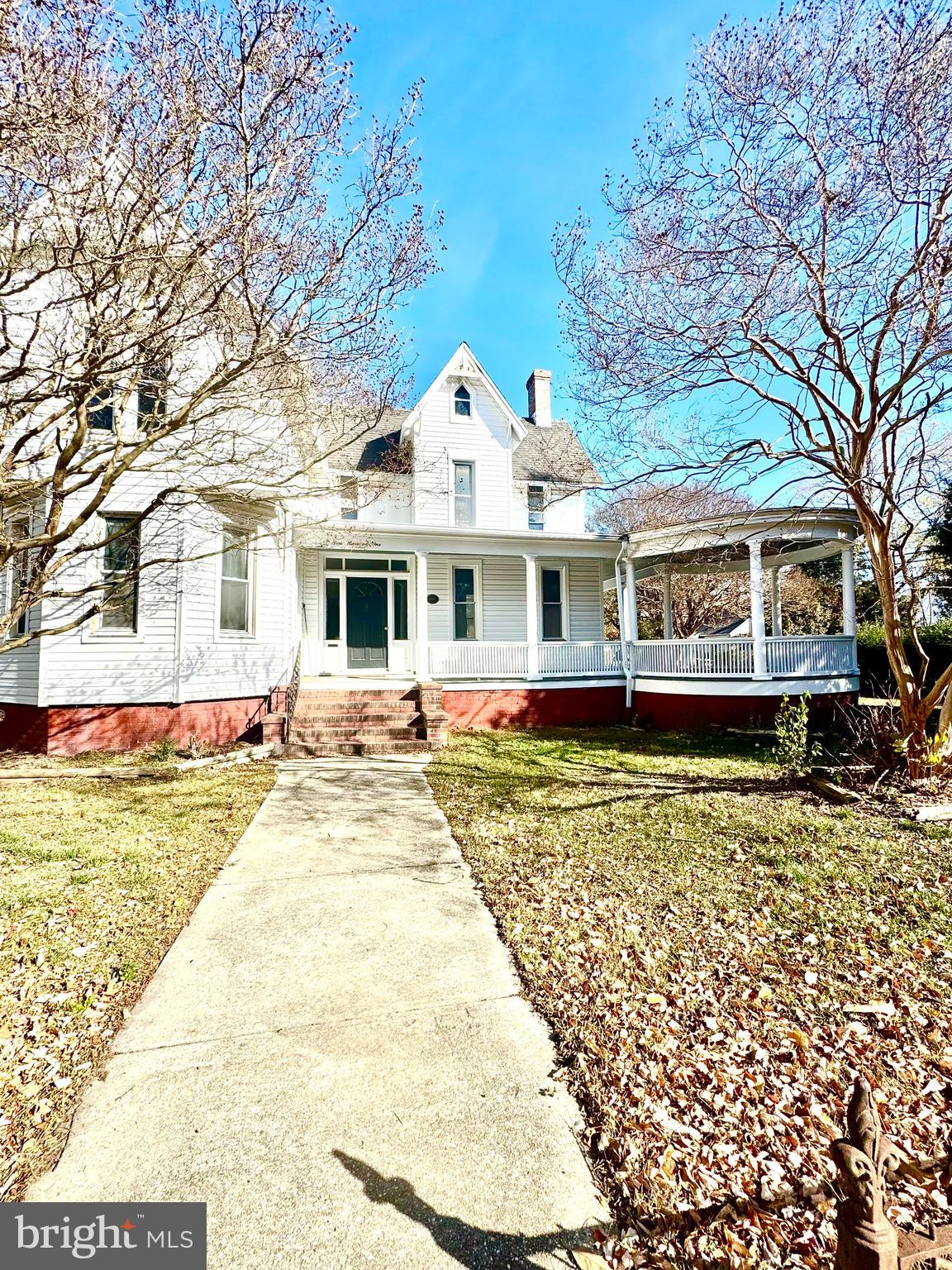 WEST END - Residential Lease