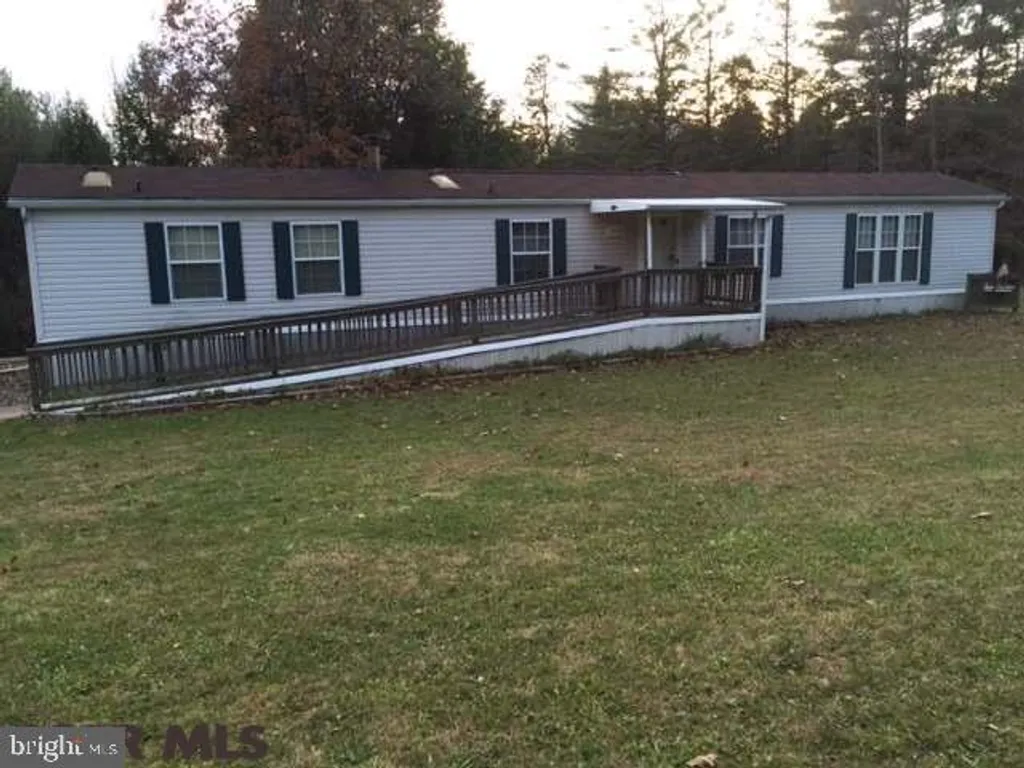 1798 Clarence Road, Clarence, PA 16829