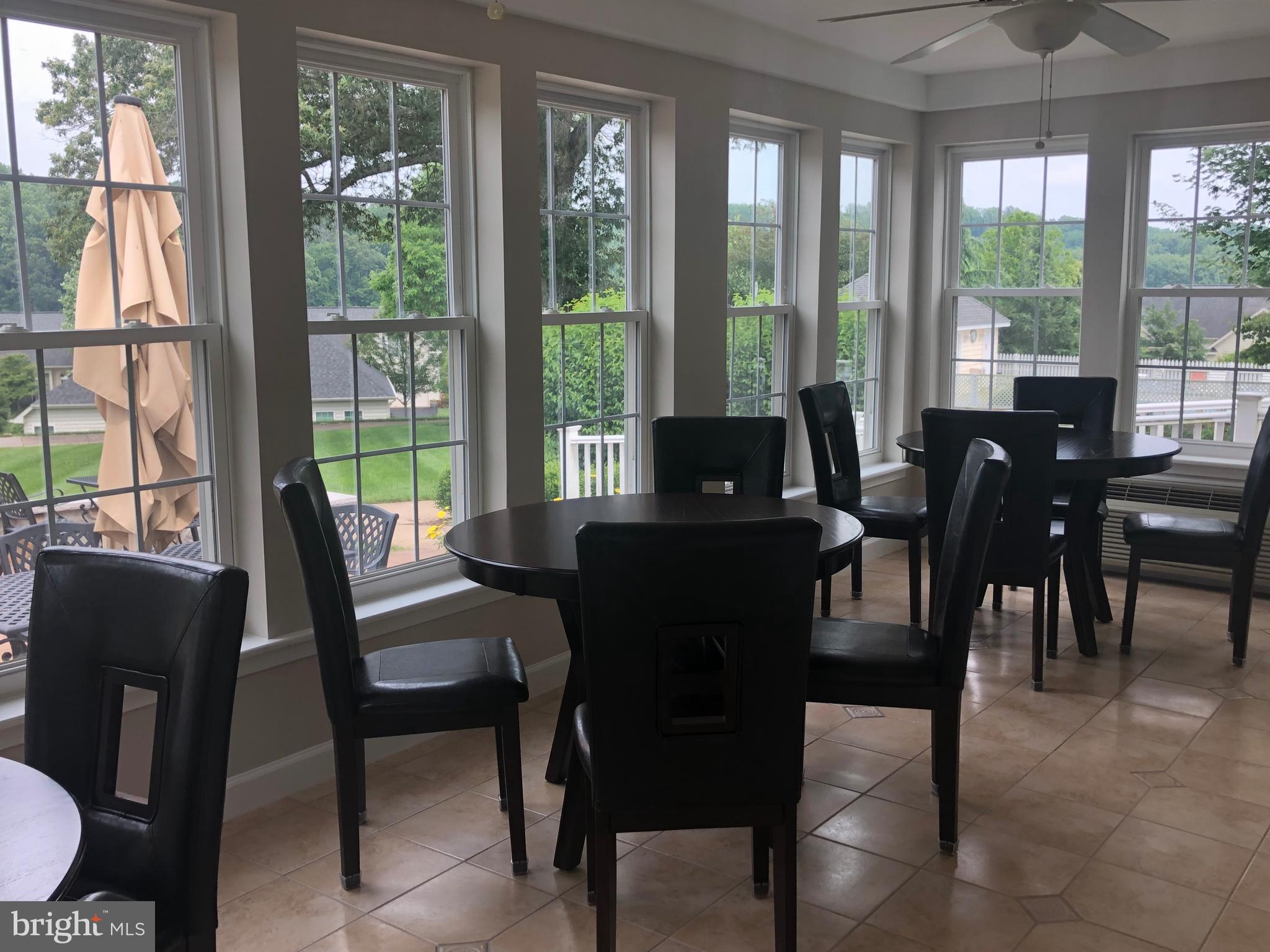 SUFFIELD MEADOWS - Residential